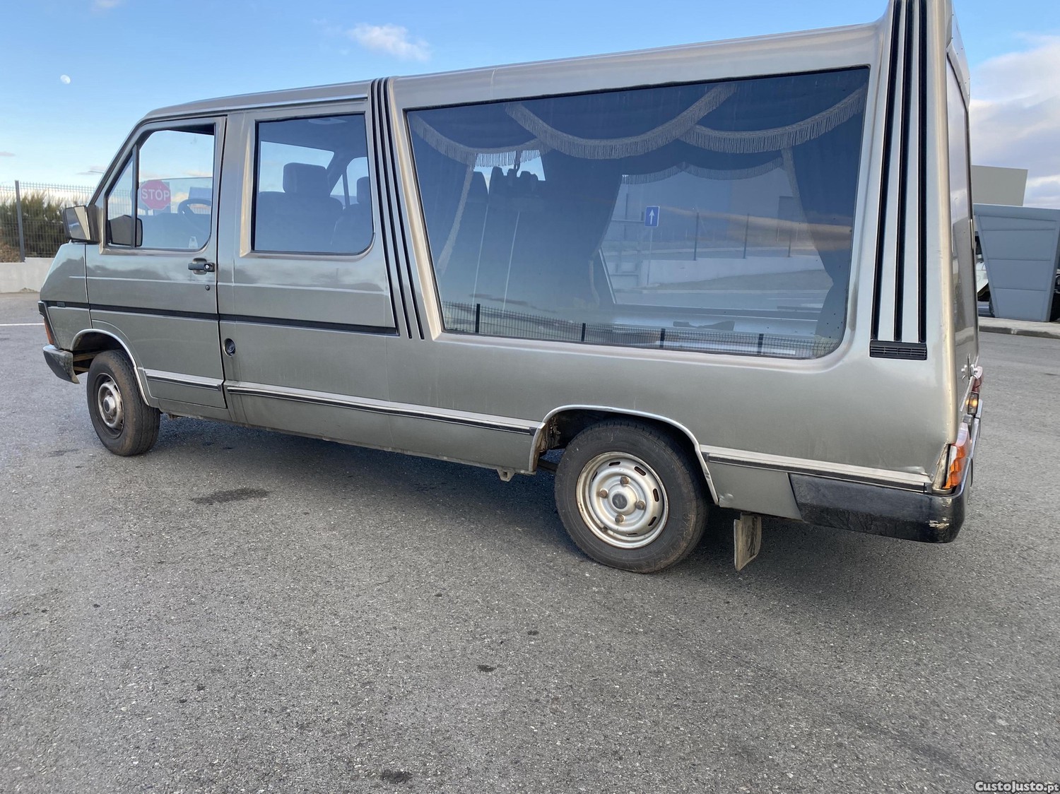 Renault Trafic Carrinha Funerária  - 90 foto 2