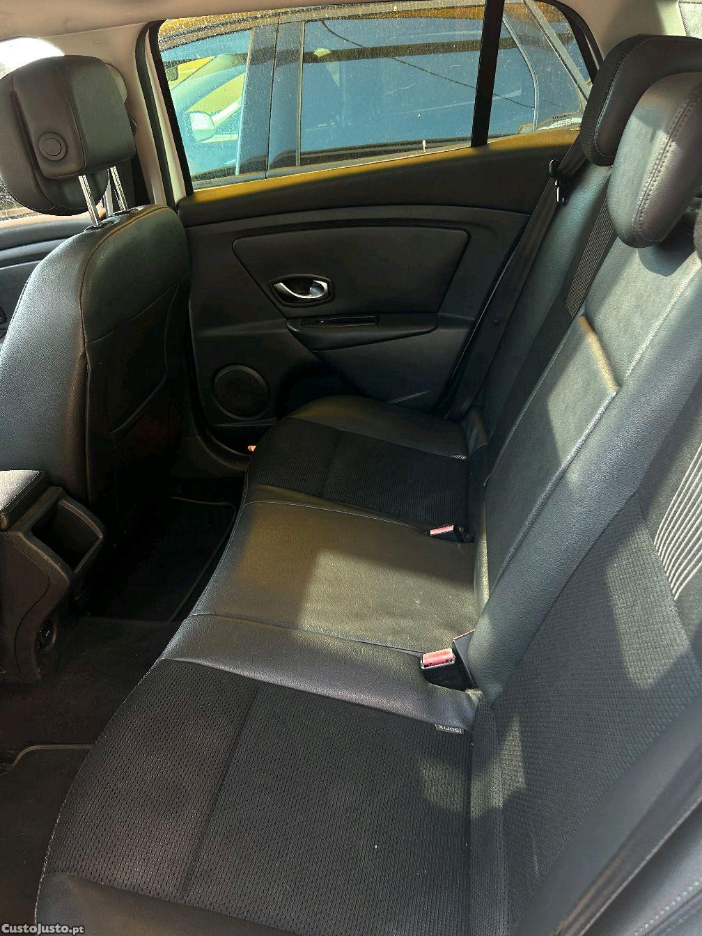 Renault Mégane 1.5 dCi - 10 foto 5