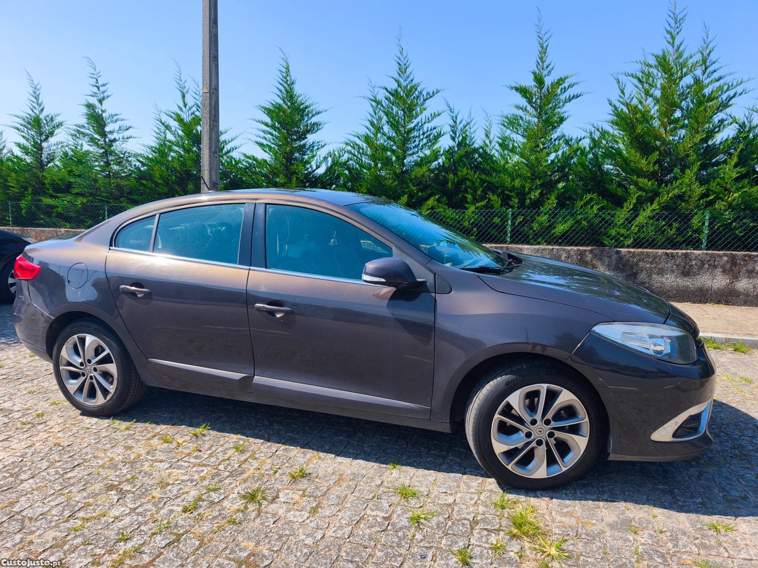 Renault Fluence 1.5 exclusive — photo 2