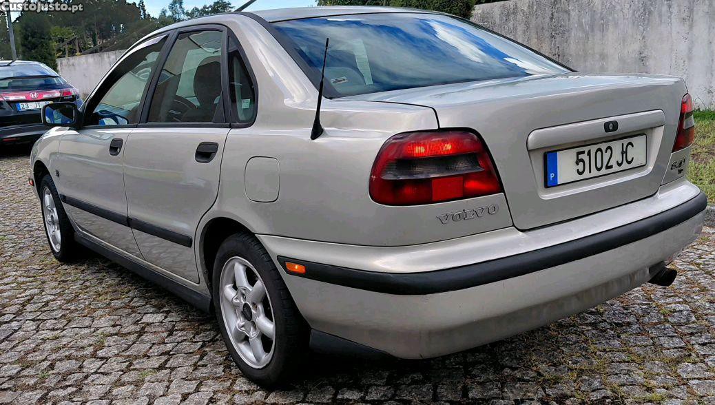 Volvo S40 1.9 Td - 98 foto 3