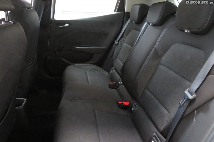 Renault Clio 1.0 TCe Intens — fotografia 13