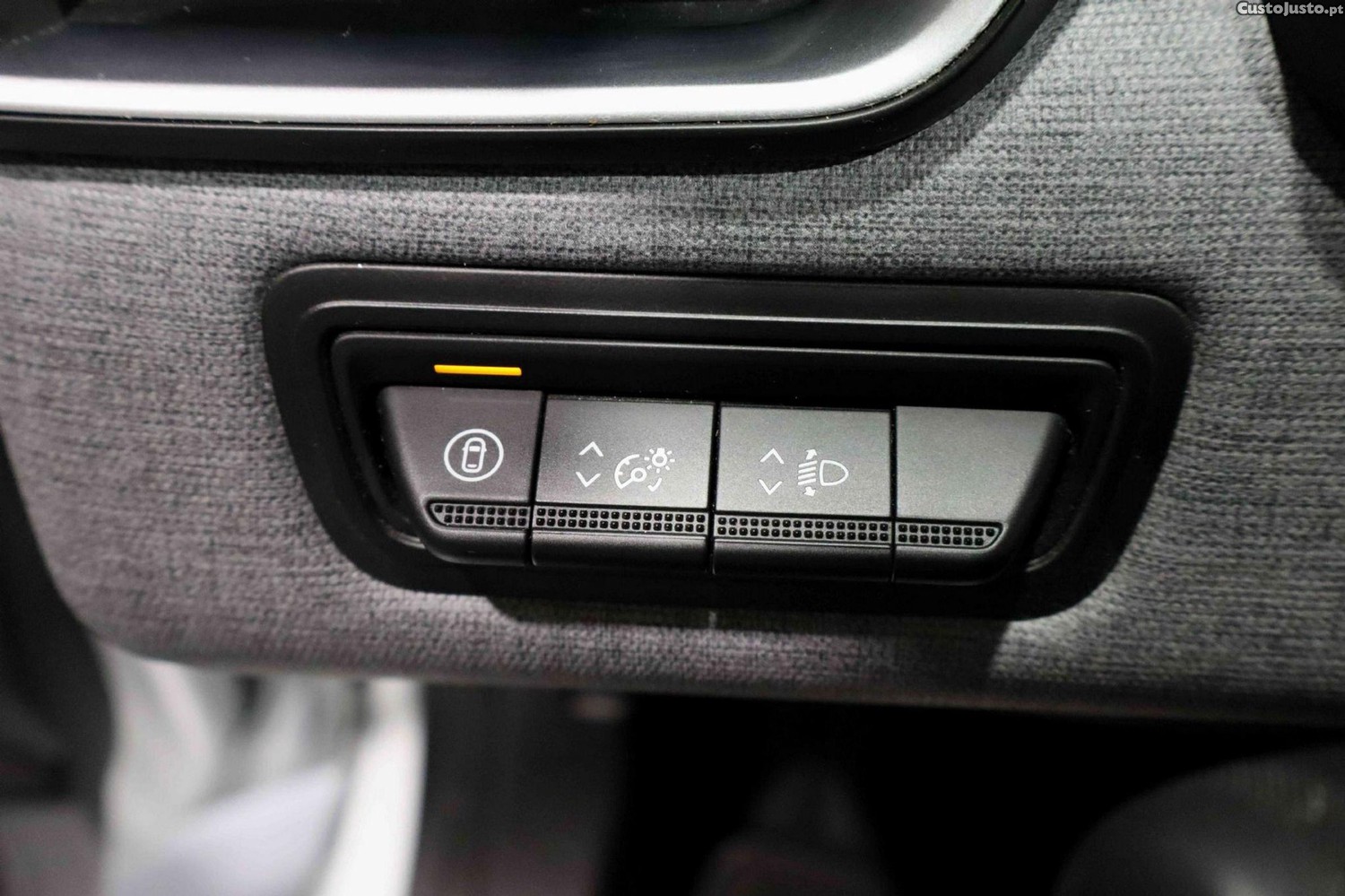 Renault Clio 1.0 TCe Evolution Bi-Fuel — fotografia 19