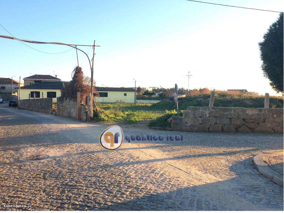 Land for sale in Vila do Conde, Portugal — €385,000