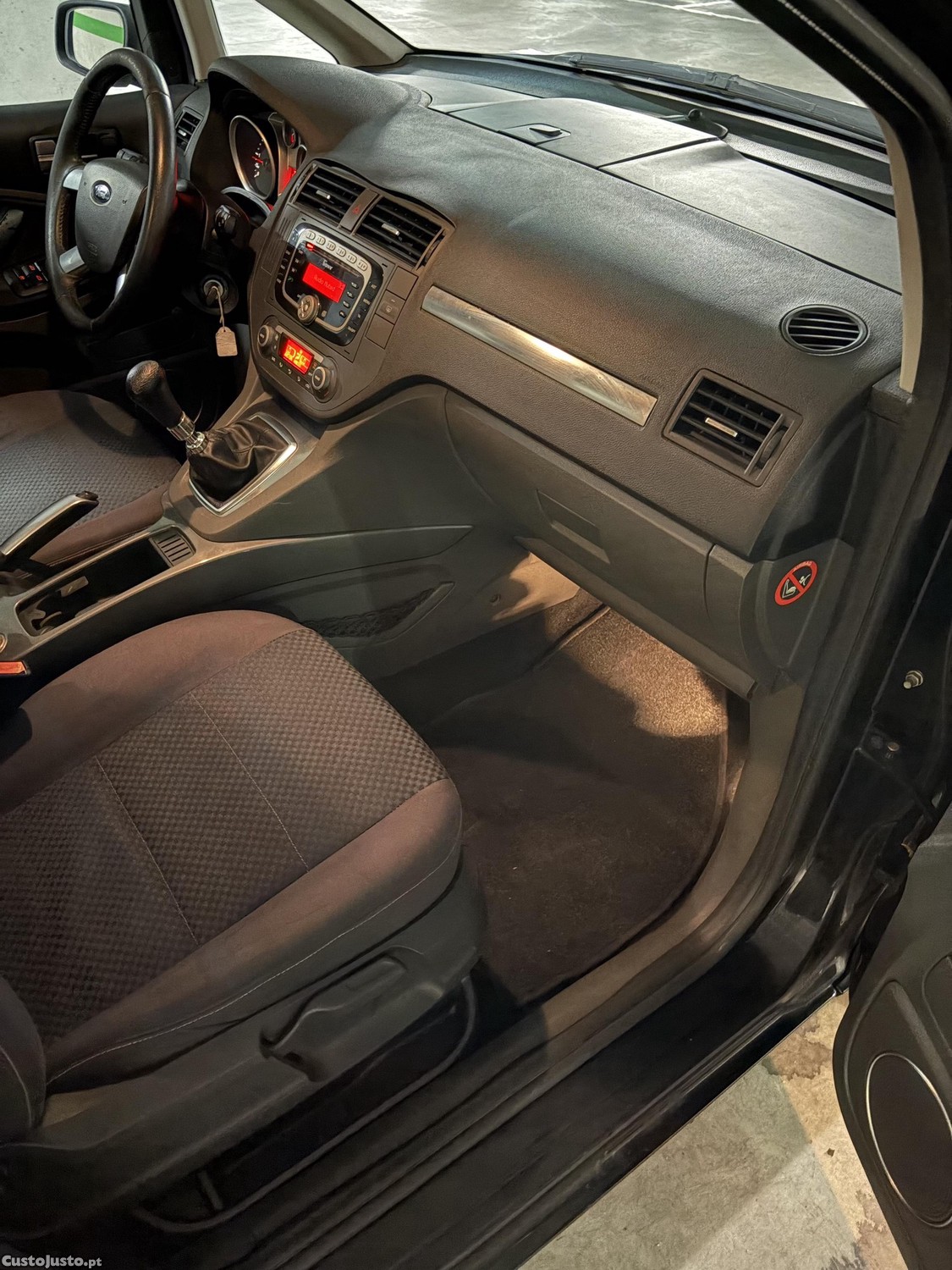 Ford C-Max 1.6TDCI 90cv — fotografia 4