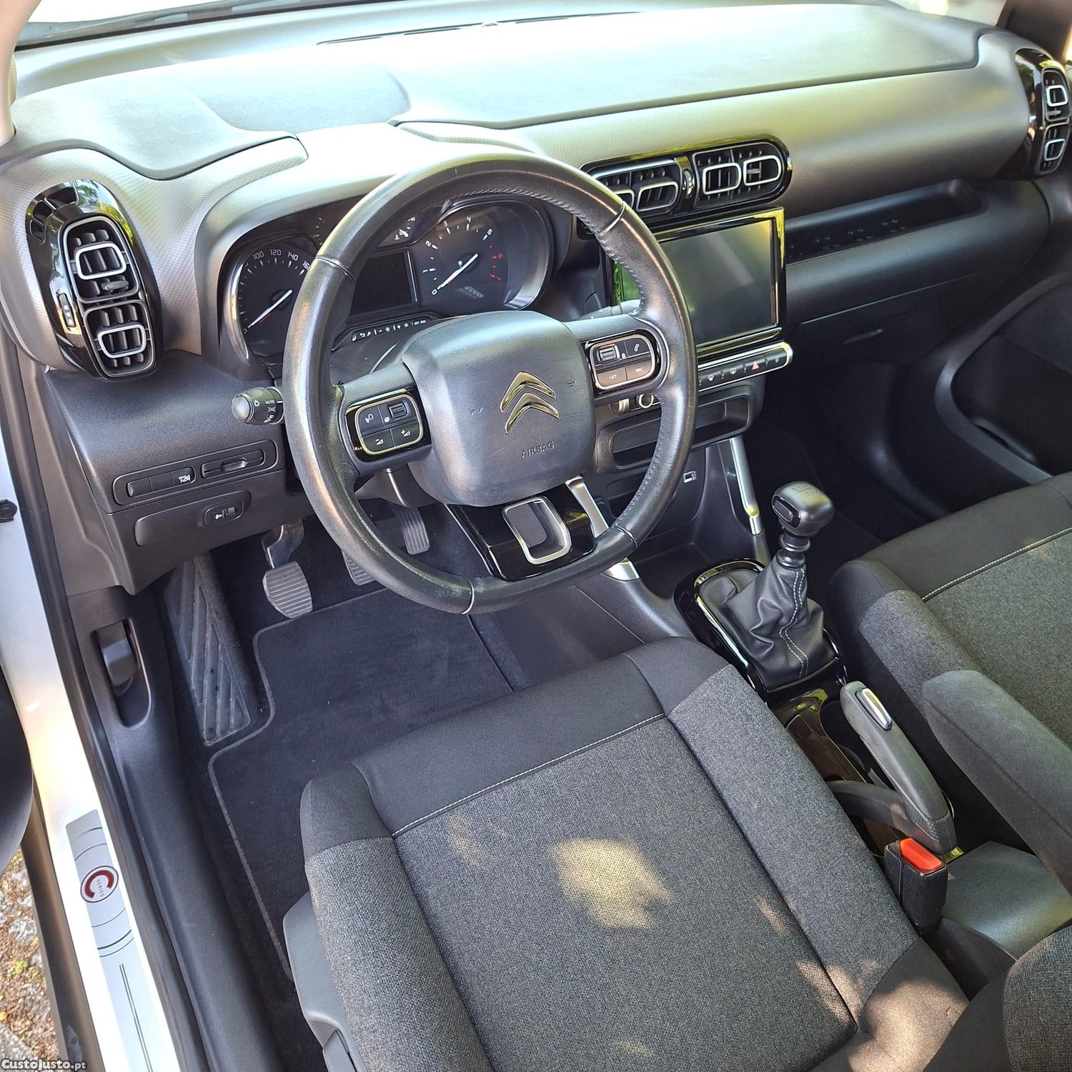 Citroën C3 1.2 PureTech C-Series — fotografia 18