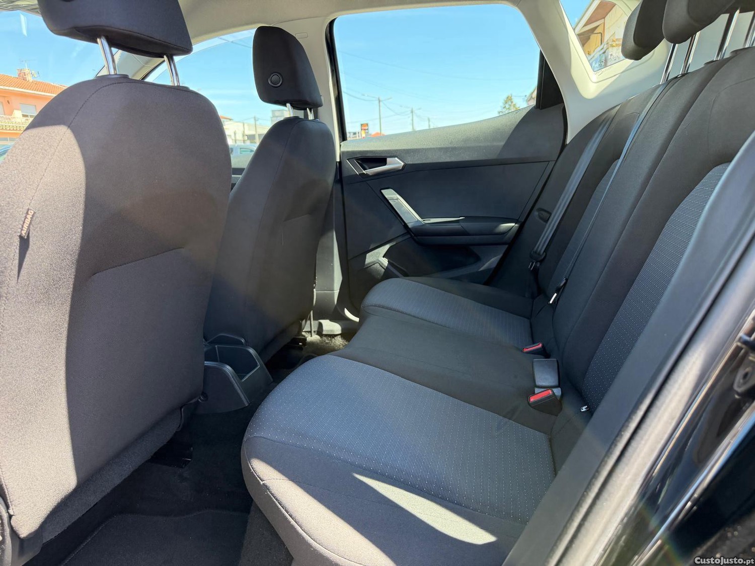SEAT Arona 1.0 TSI Style — fotografia 15