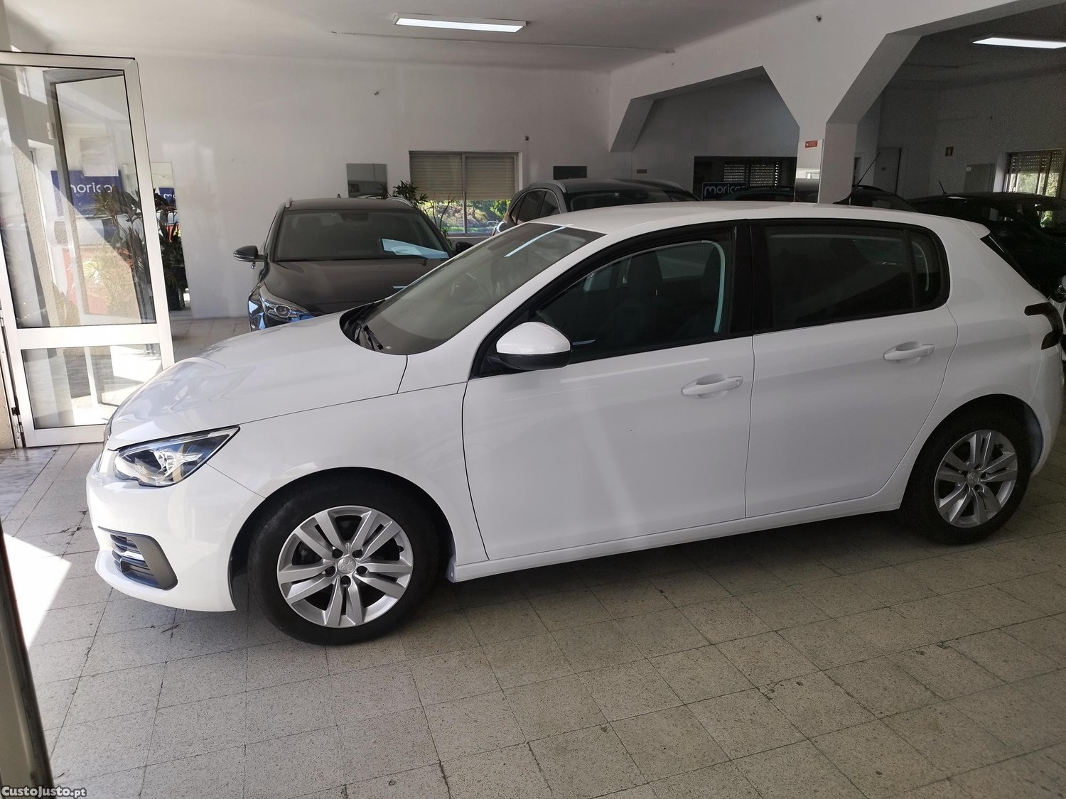 Peugeot 308 1.5 BHDI BUSINESS - 19 — photo 3