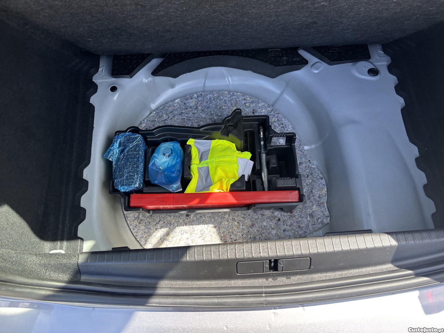 Opel Corsa 1.5D — fotografia 4