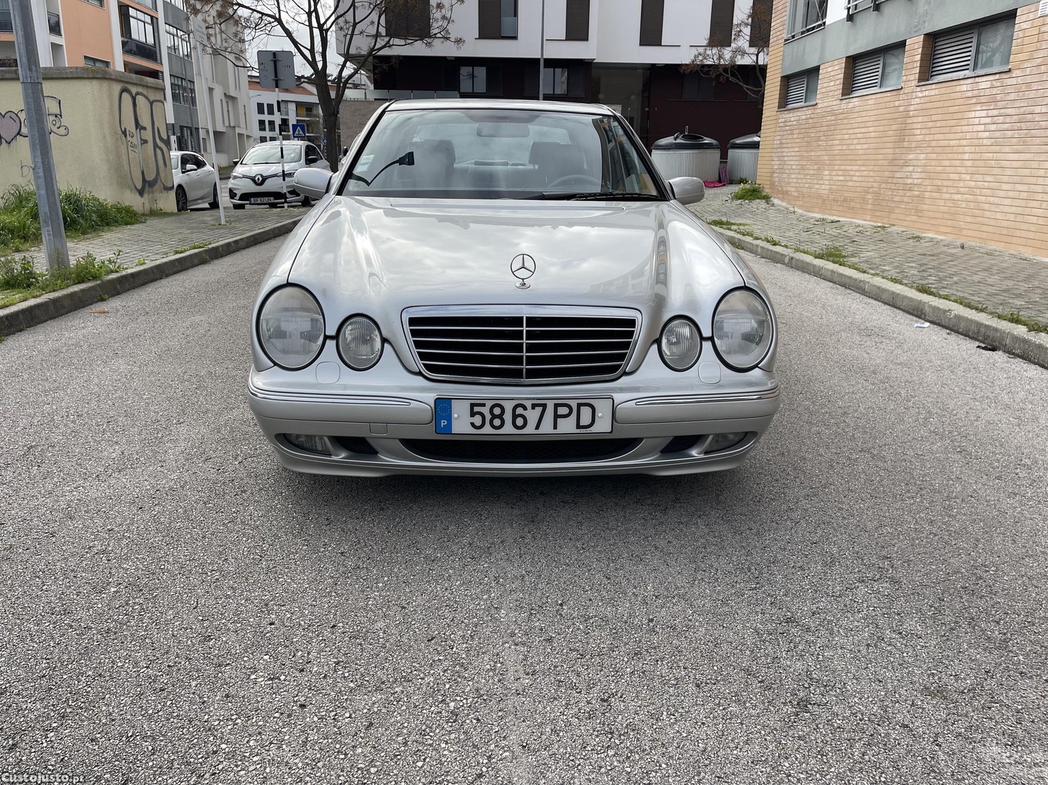 Mercedes-Benz E 320 CDI ADVANTGARDE - NACIONAL (225.000 KM!) — fotografia 11