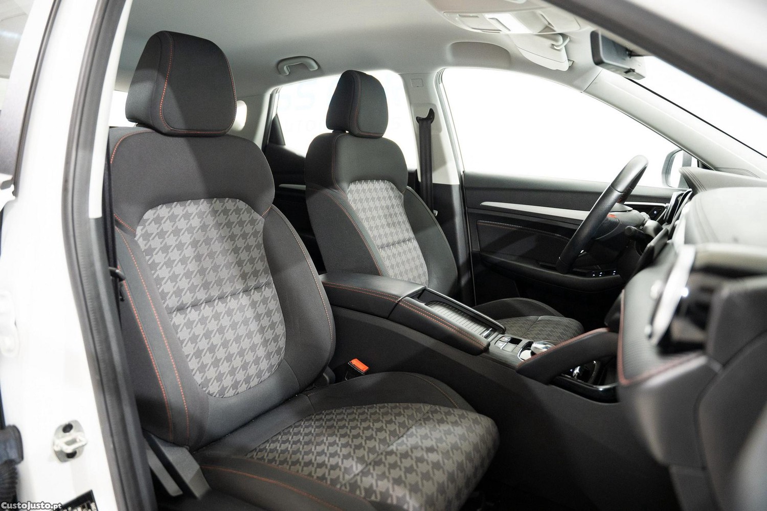 MG ZS EV 50.3 kWh Comfort — fotografia 3