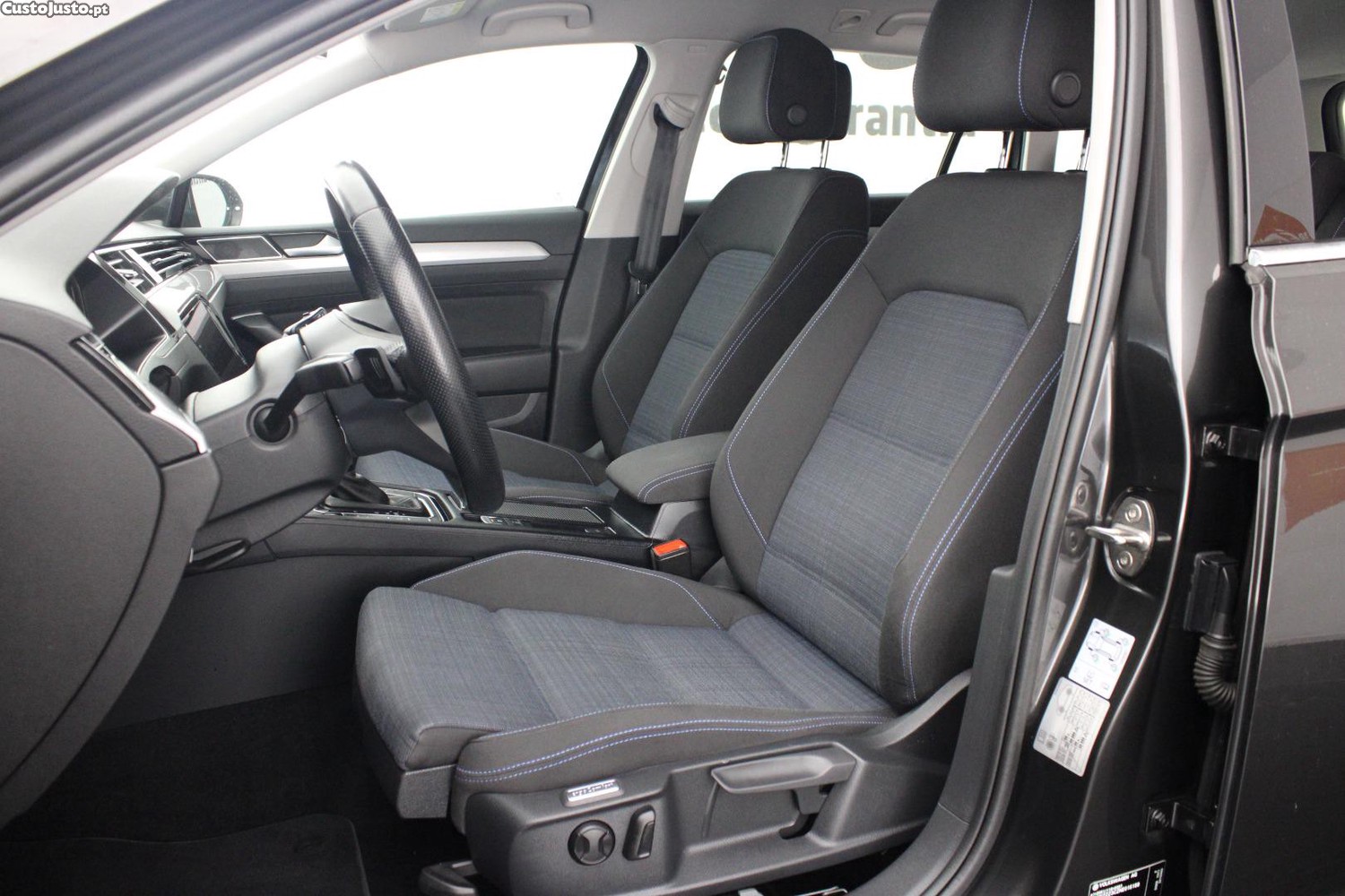 VW Passat VARIANT 1.4 TSI GTE DSG (AUTO) - 21 foto 4