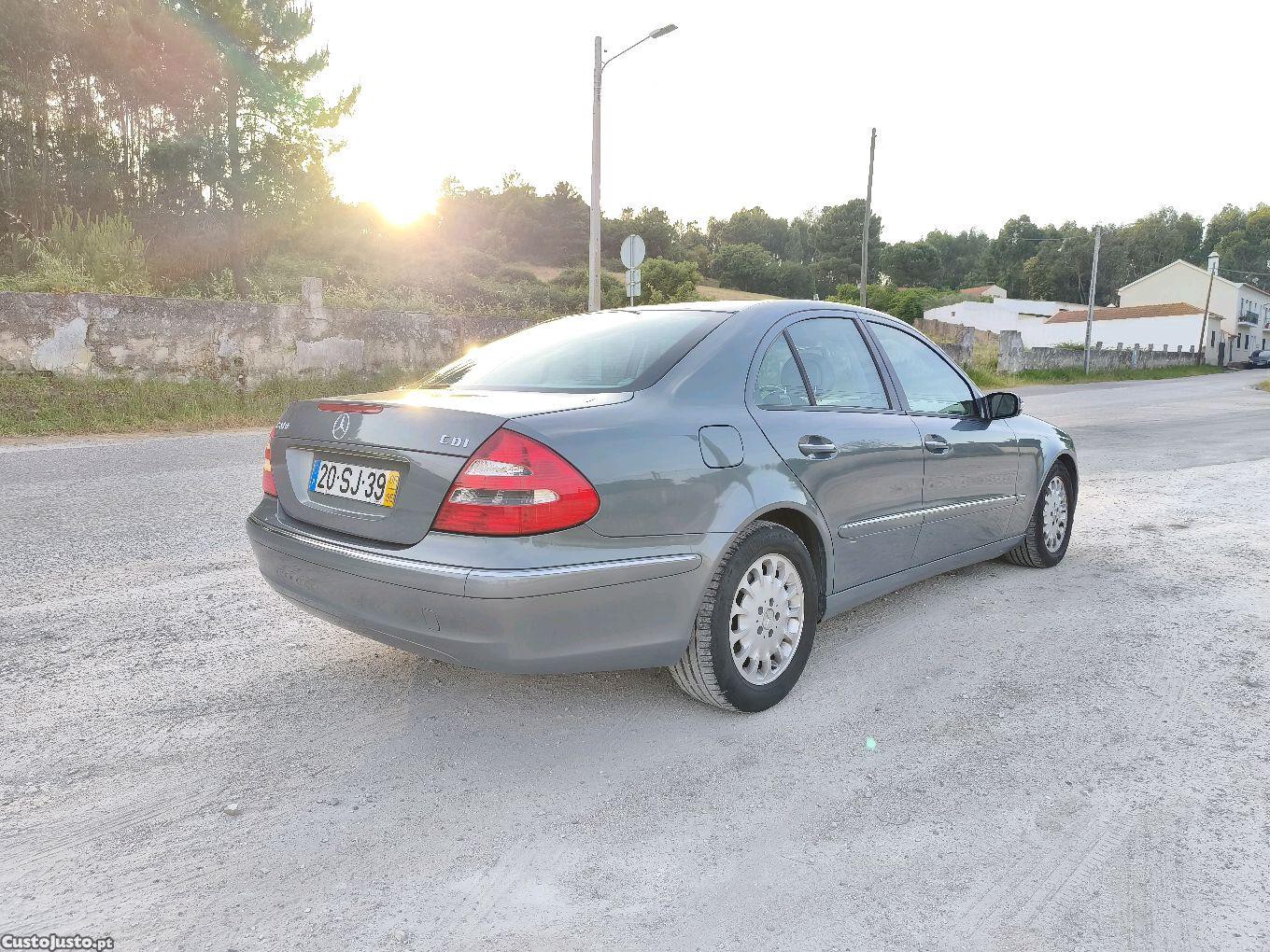 Mercedes-Benz E 280 Elegance — fotografia 8