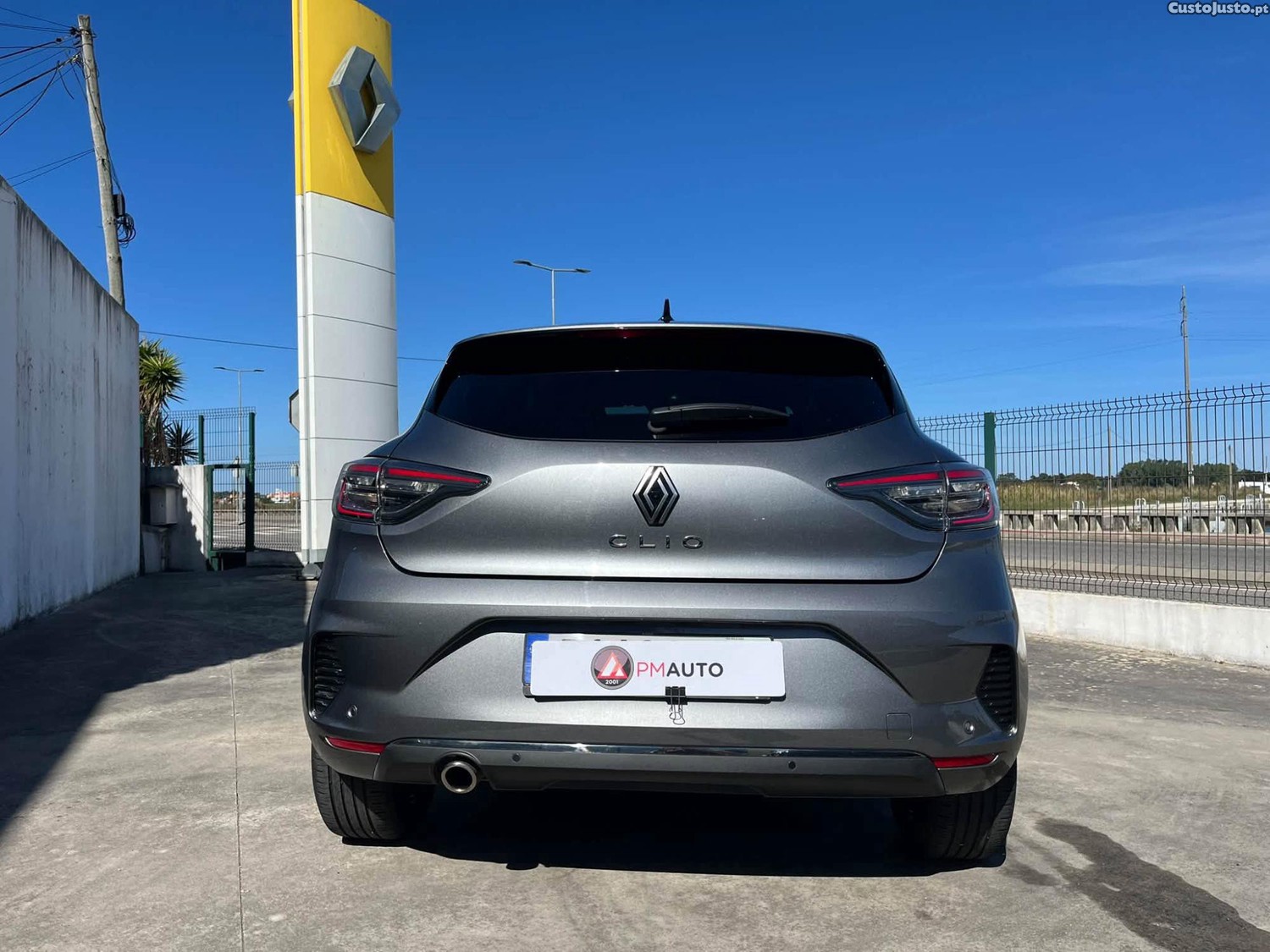 Renault Clio tecnho — fotografia 5