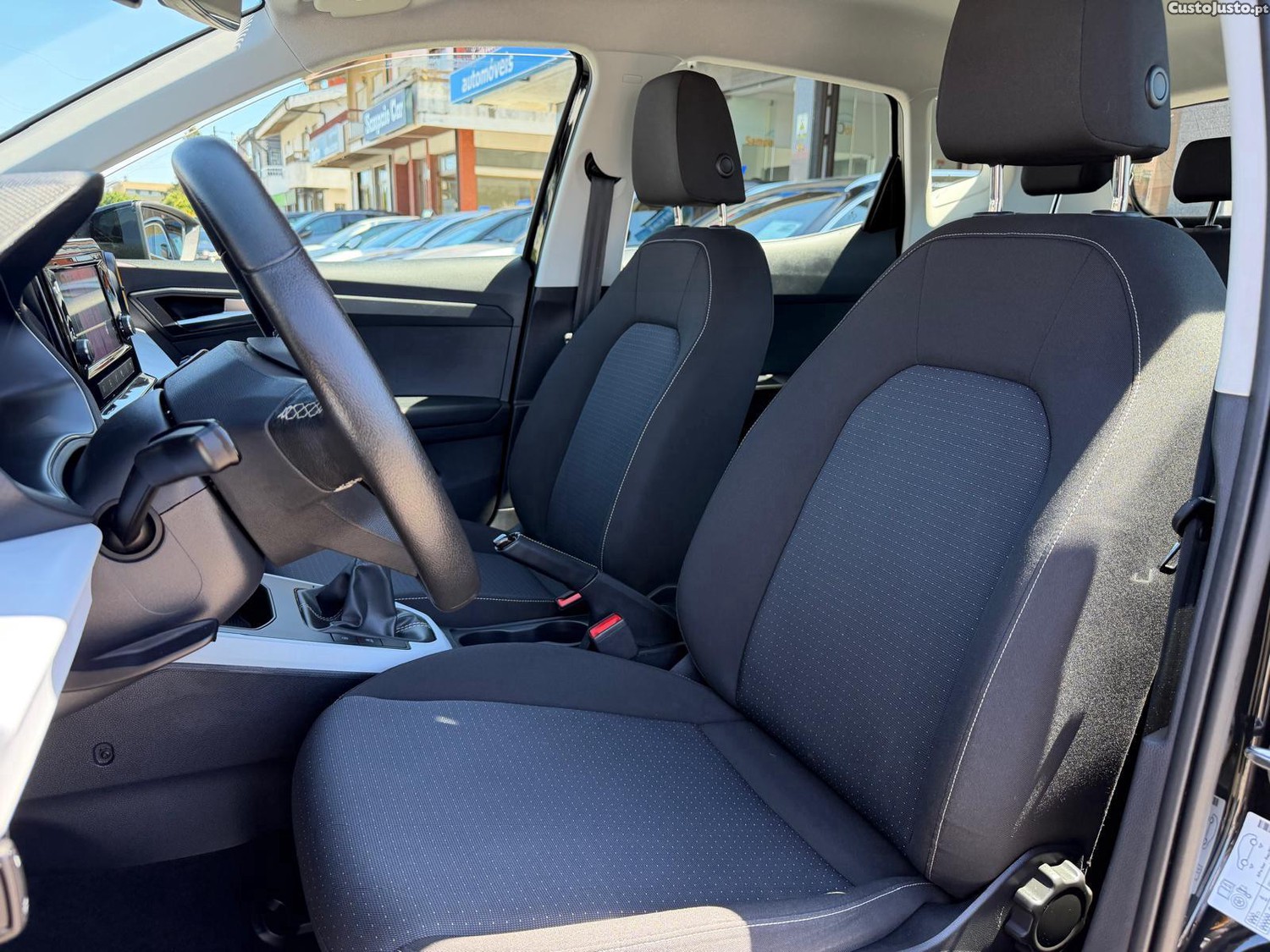 SEAT Arona 1.0 TSI Style — fotografia 16
