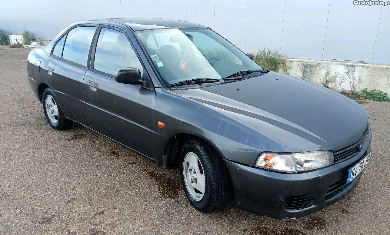 Mitsubishi Lancer 1.3 com Ac — fotografia 3