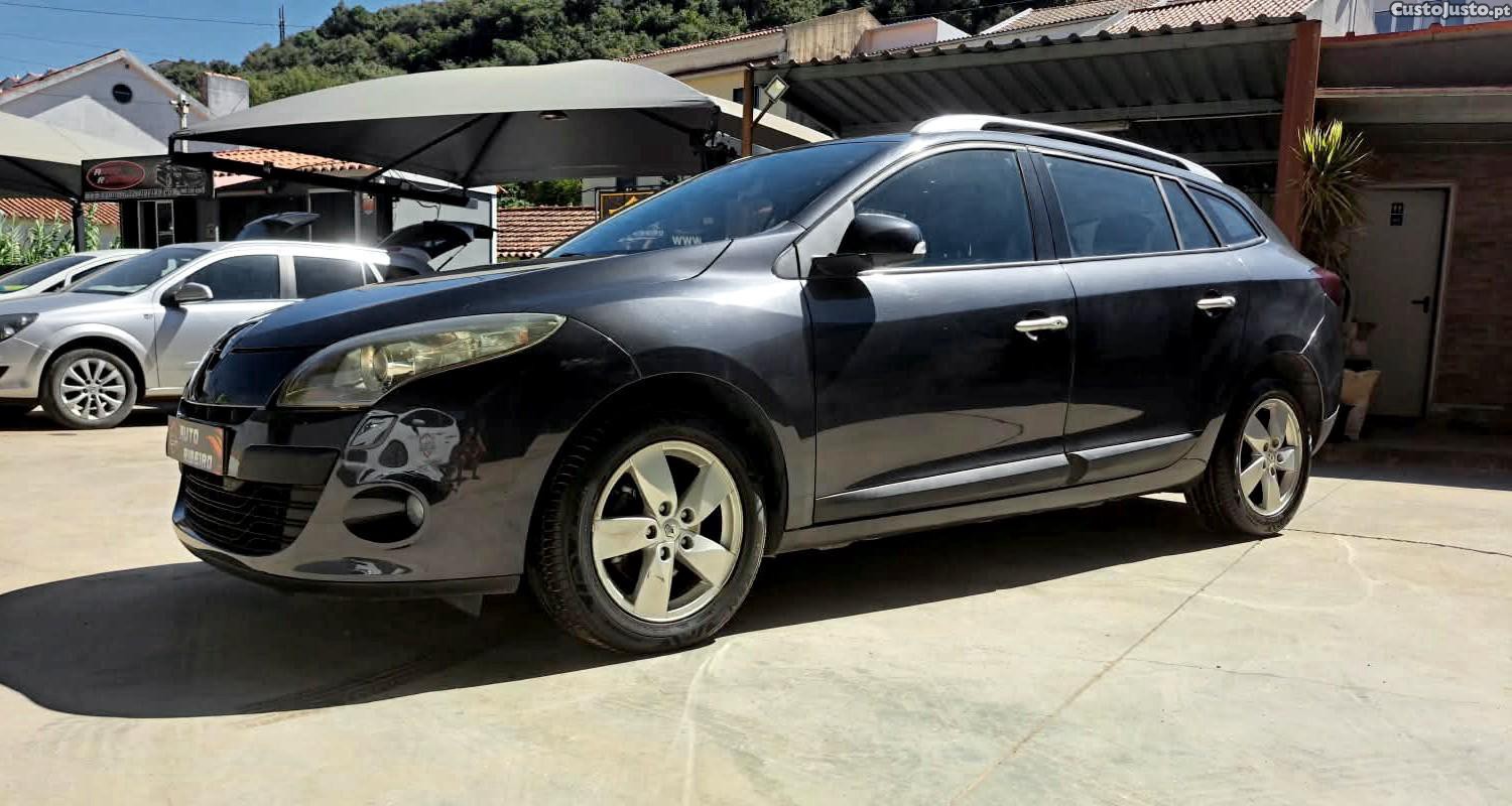 Renault Mégane 1.5 dCi Bose Edition — fotografia 15
