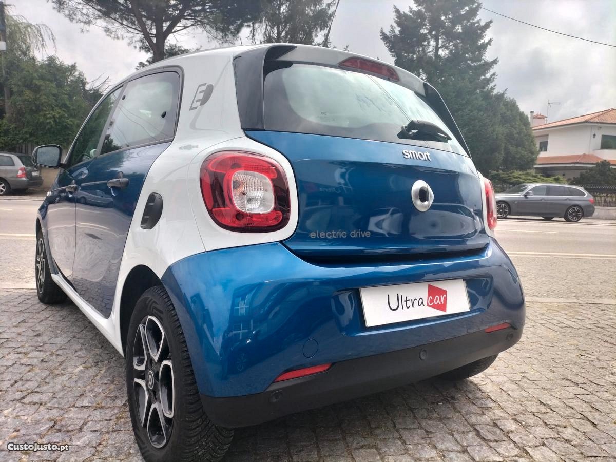 Smart ForFour electric drive — photo 3
