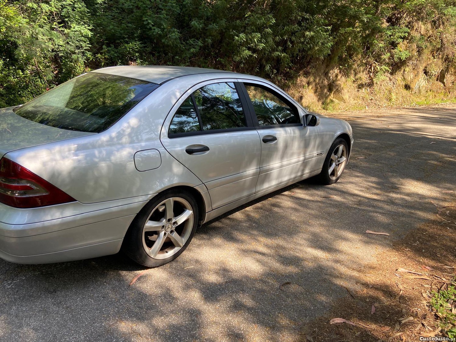 Mercedes-Benz C 220 CDI CaixaAutomática — fotografia 7