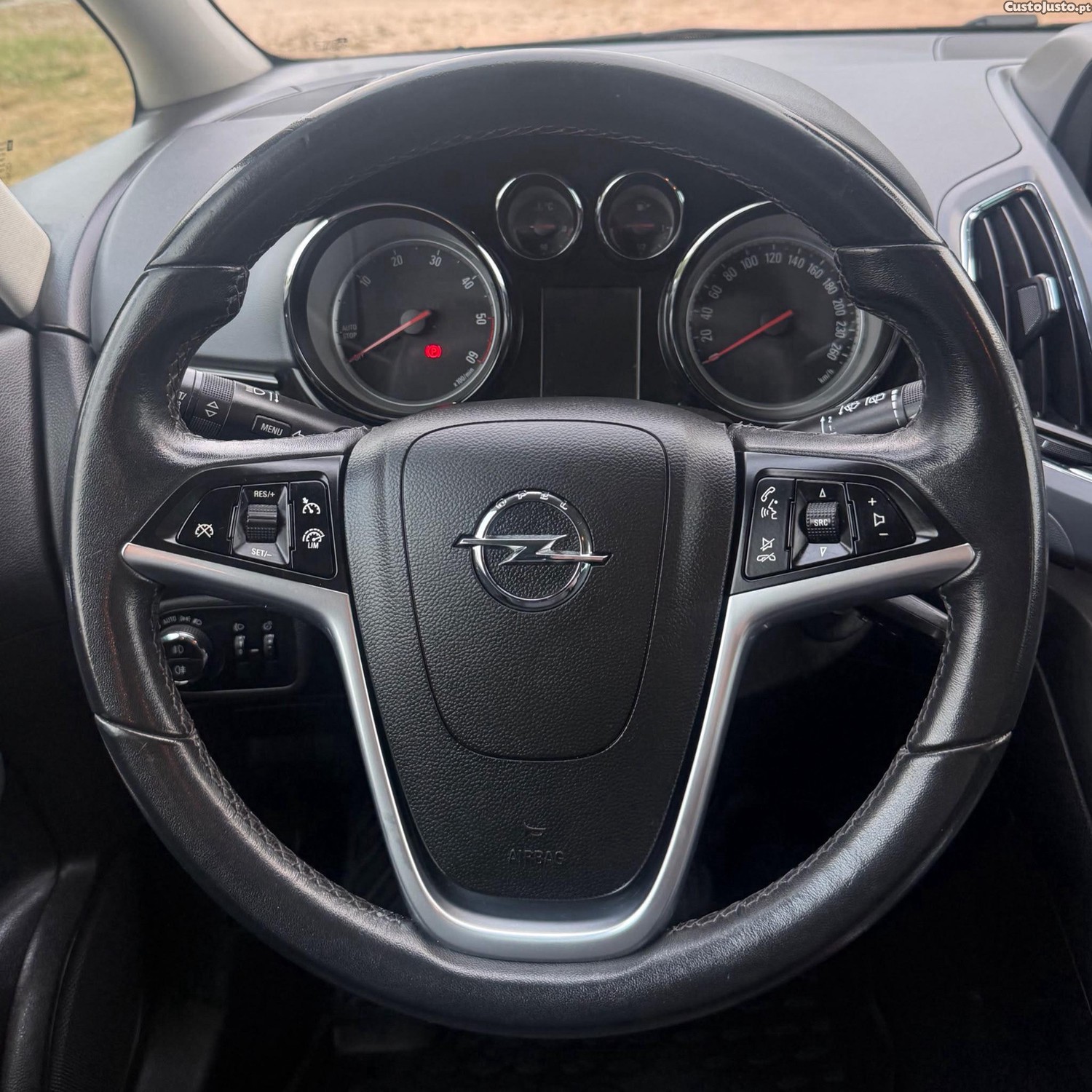 Opel Zafira 1.6 CDTI — fotografia 3