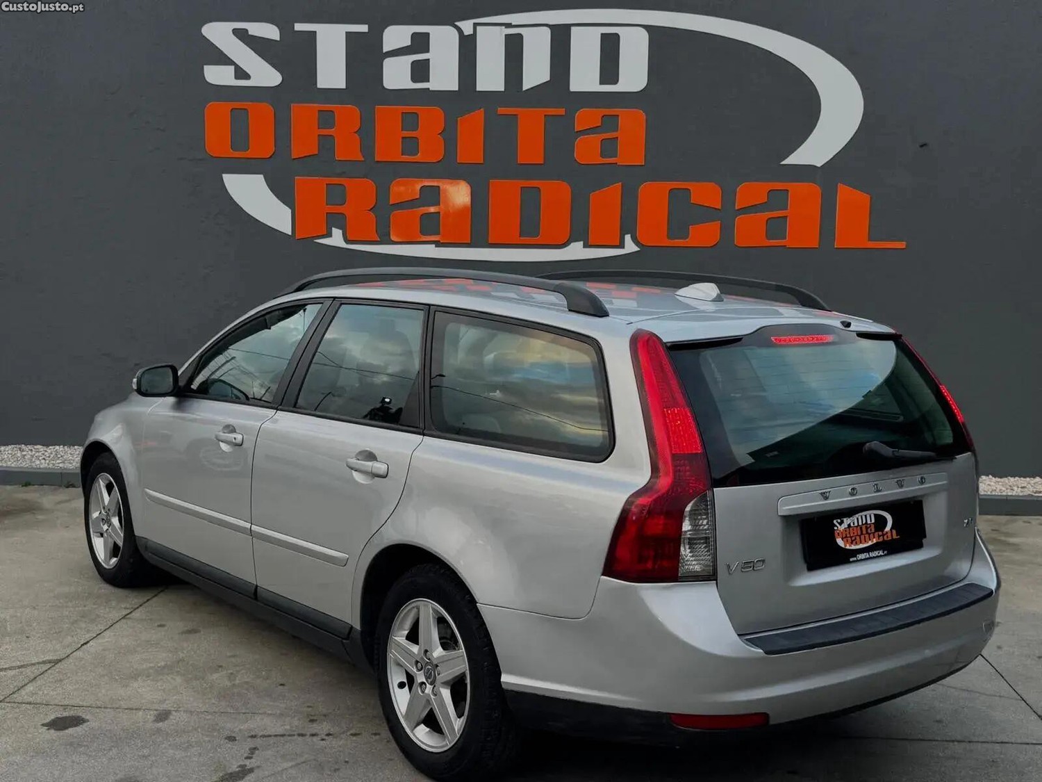 Volvo V50 1.6 D Drive - 08 foto 4