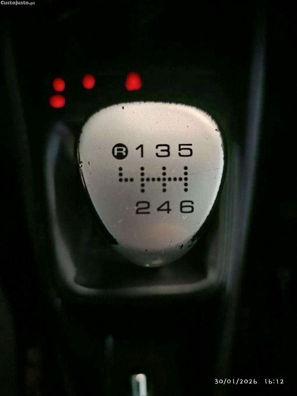 SEAT Ibiza FR 1.4com tecnologia ACT — fotografia 4