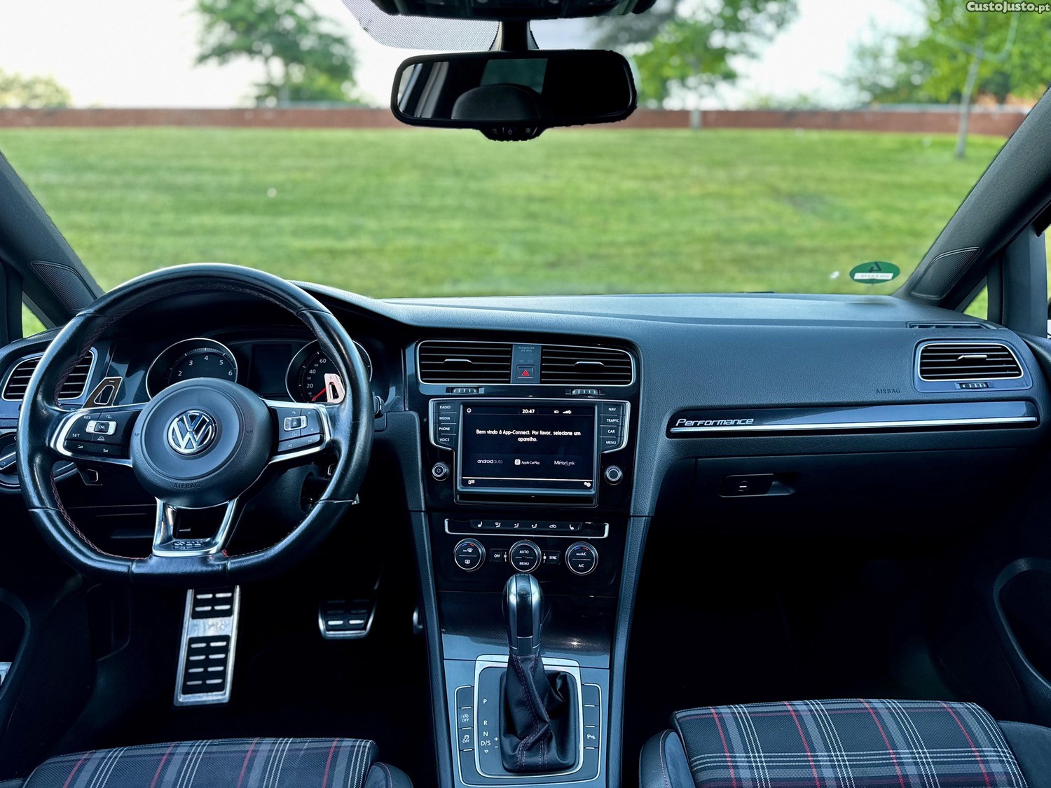 Volkswagen Golf GTi DSG Performance — fotografia 5