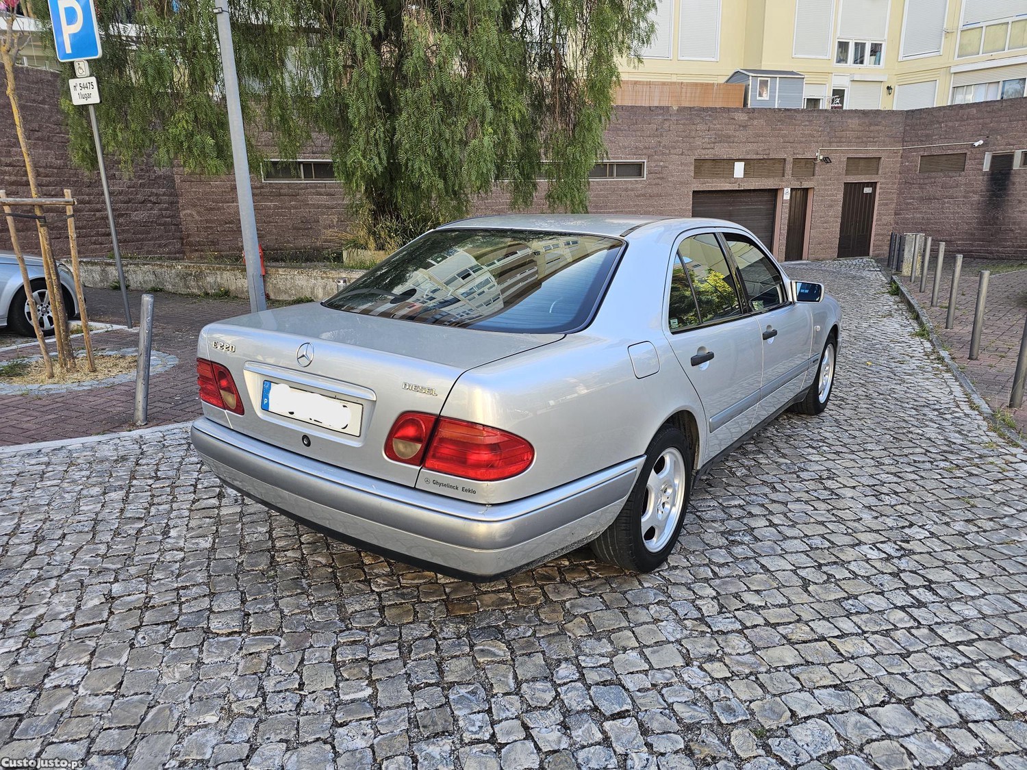 Mercedes-Benz E 220 DieselMultiválvulas — fotografia 9
