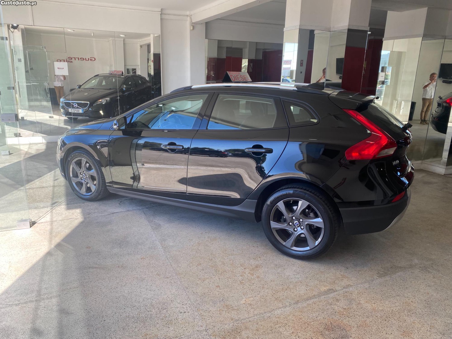Volvo V40 1.6 D2 (29 MIL KMs) — fotografia 10