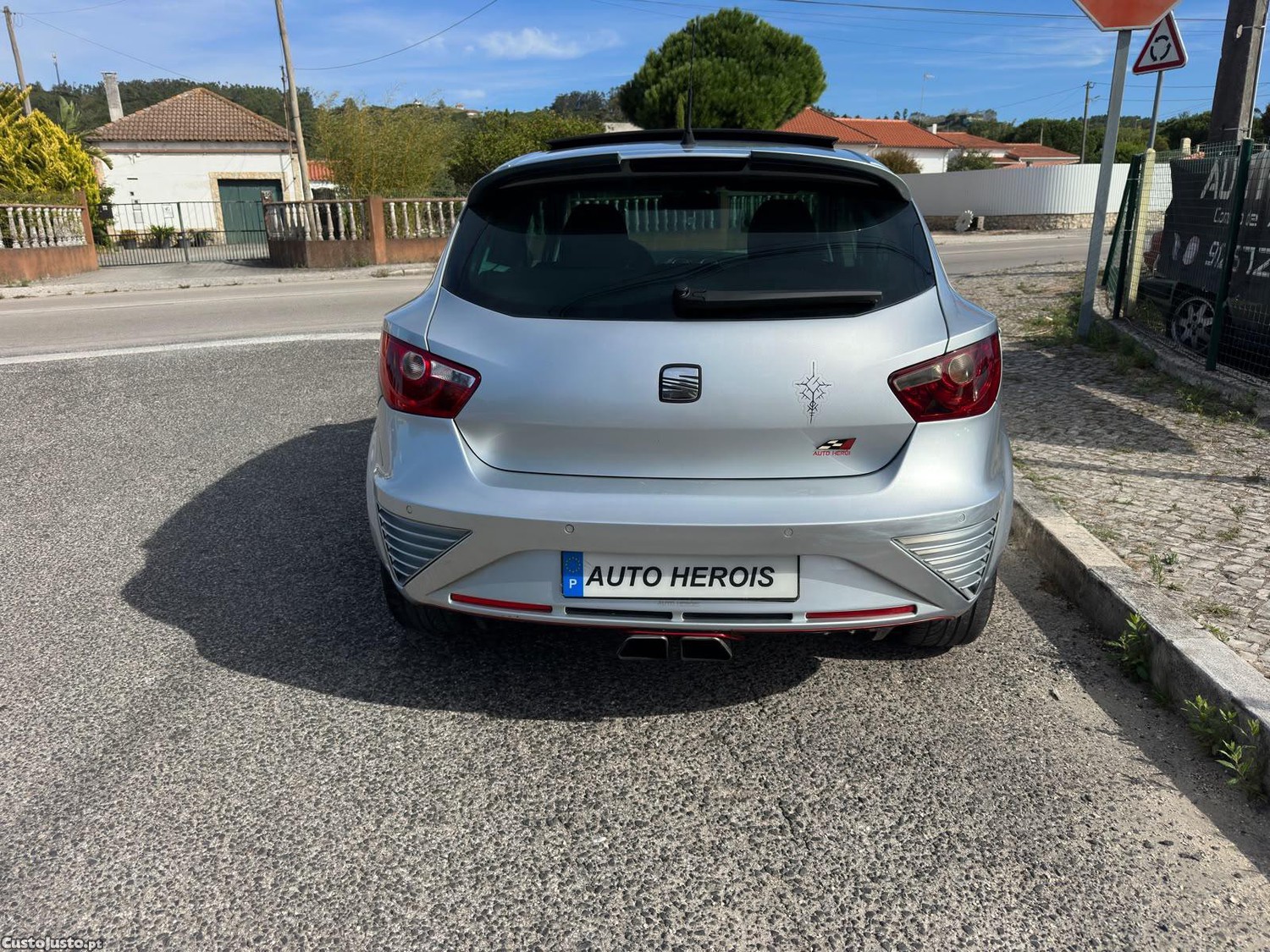 SEAT Ibiza 1.6 TDI spot coupe — fotografia 9