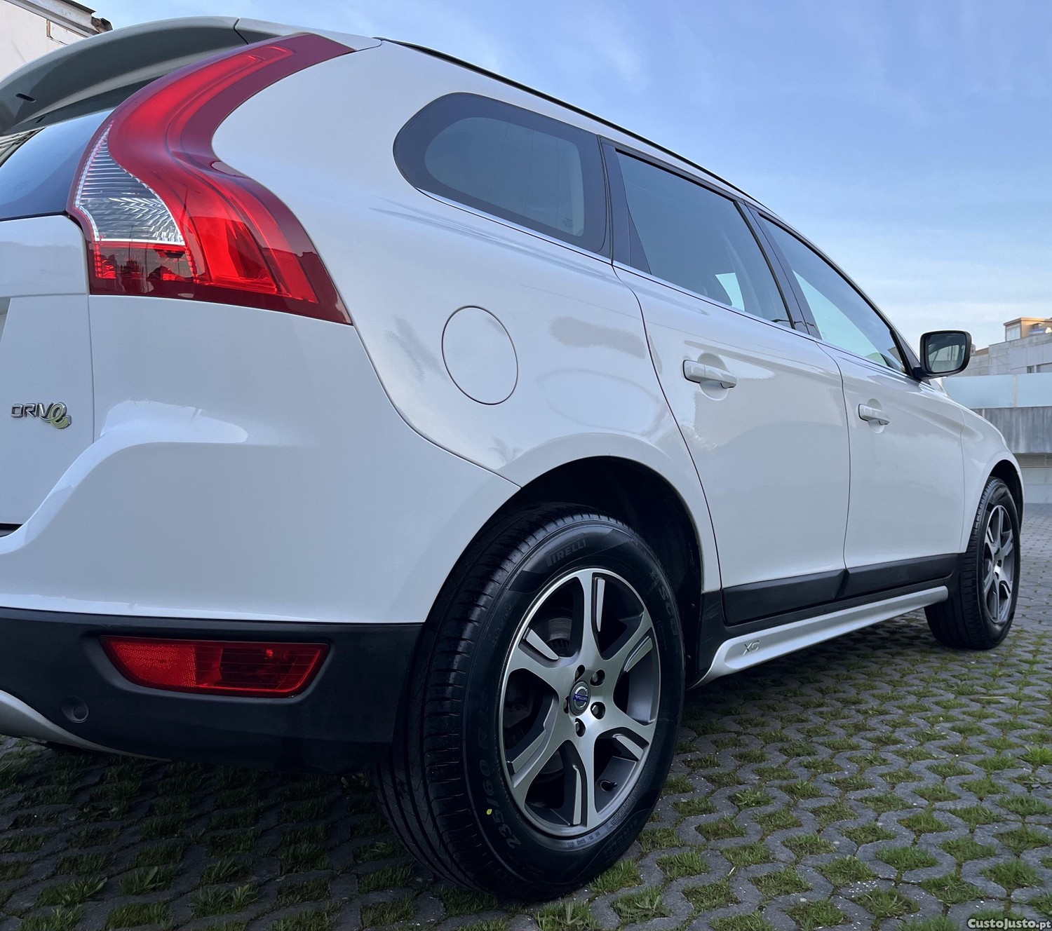 Volvo XC60 D3 Drive - 11 foto 2