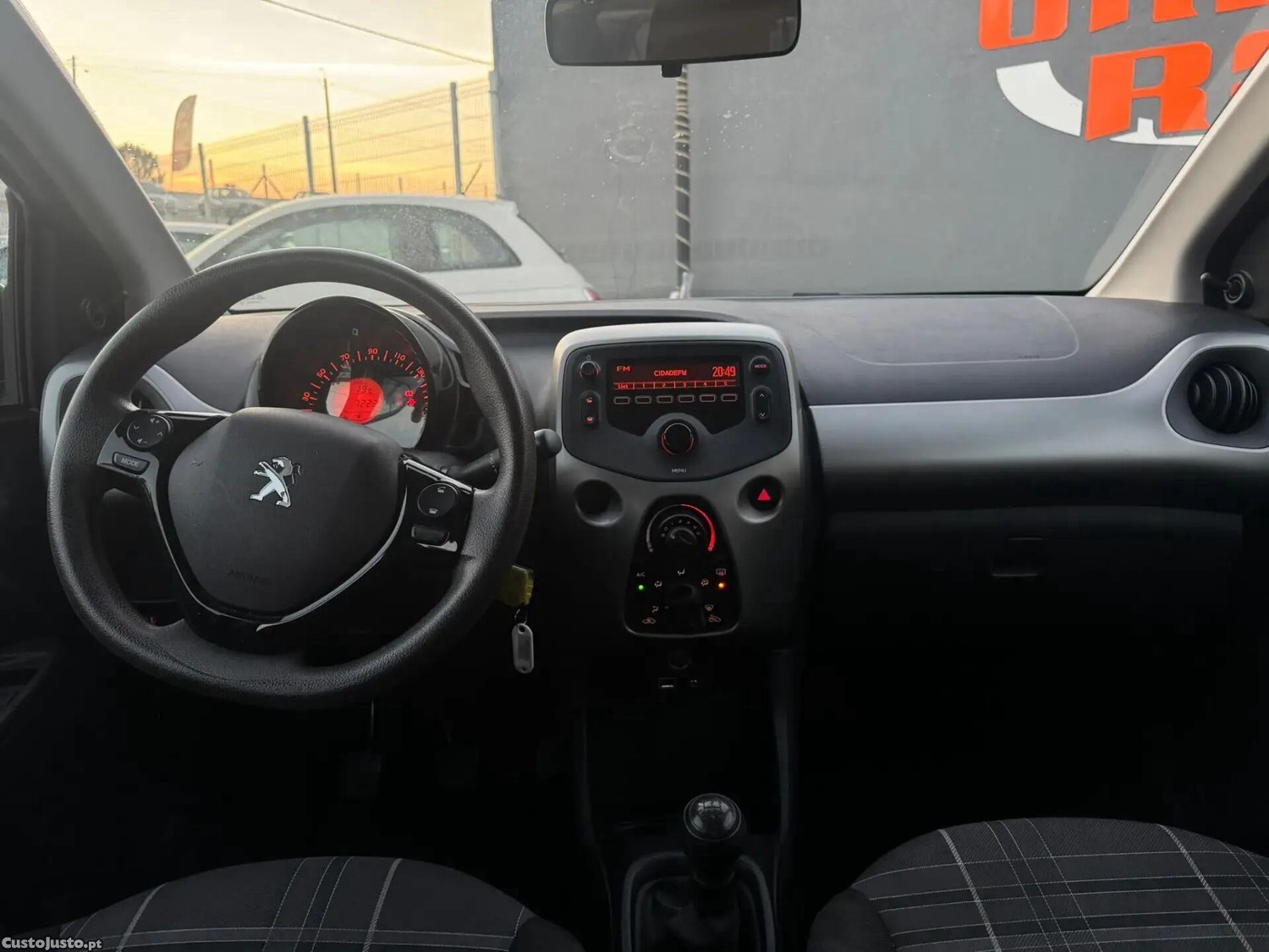 Peugeot 108 1.0 e-VTi Active — fotografia 10