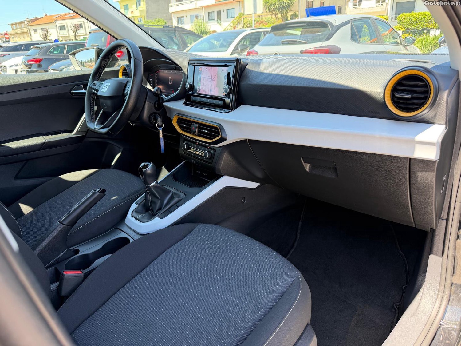 SEAT Arona 1.0 TSI Style — fotografia 10