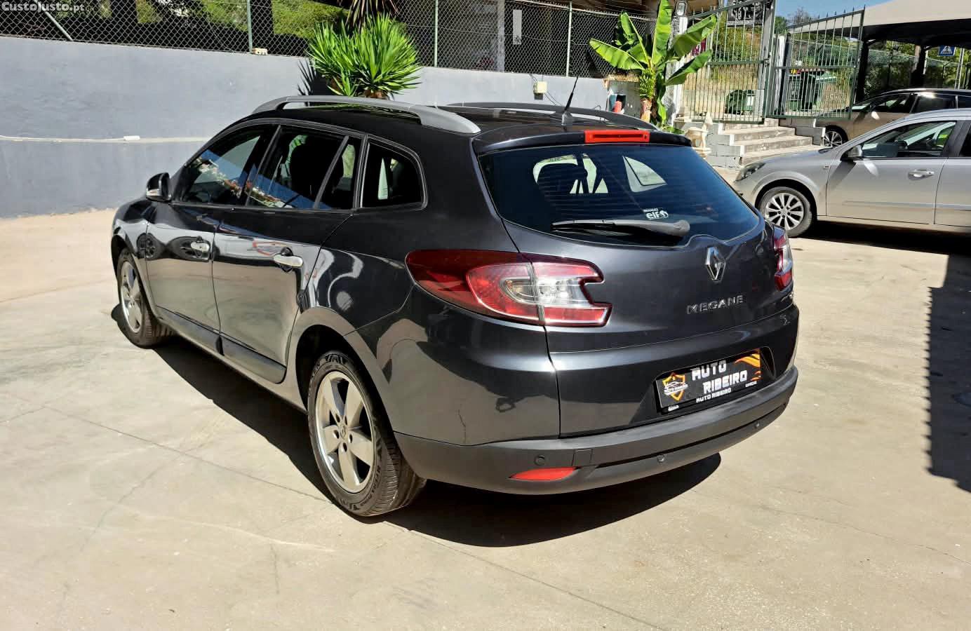 Renault Mégane 1.5 dCi Bose Edition — fotografia 12