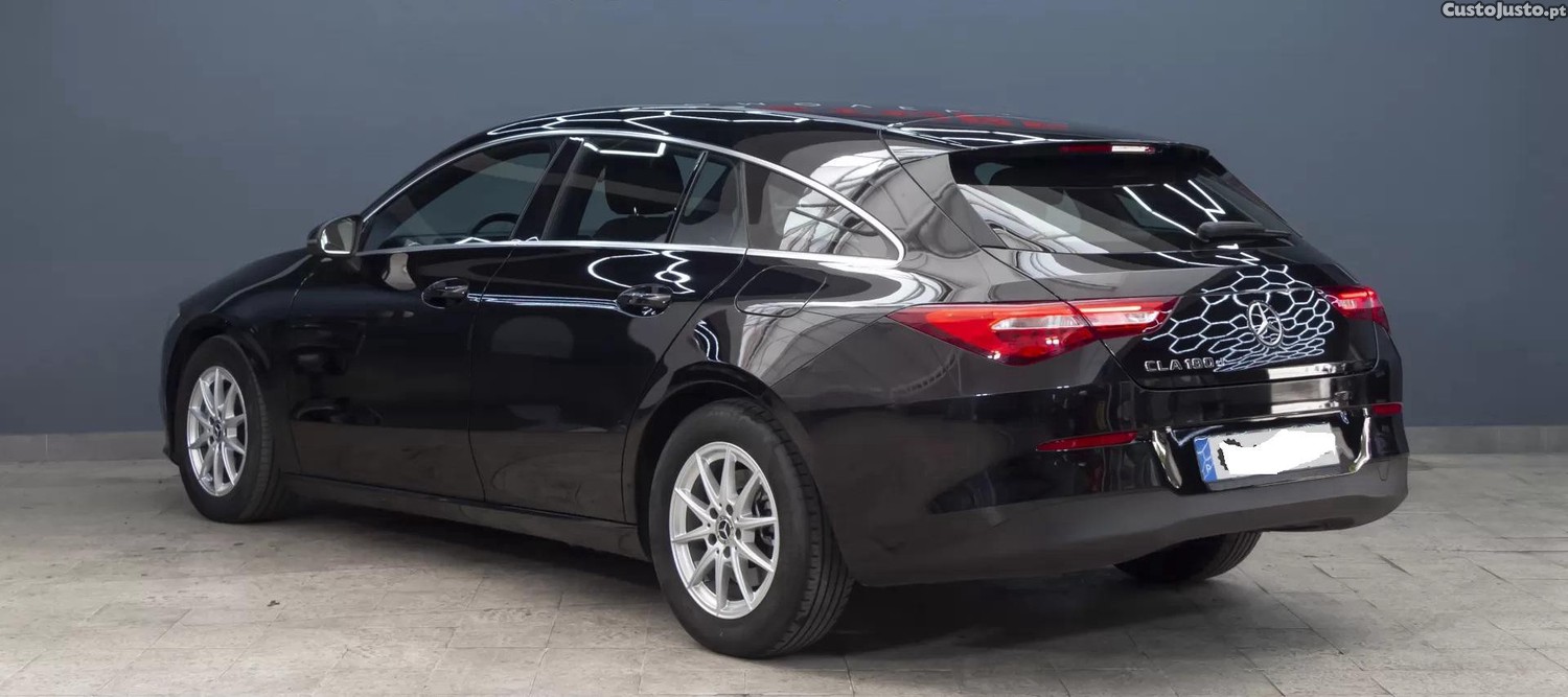 Mercedes-Benz CLA 180 Shooting Brake Business Auto - 22 — photo 4