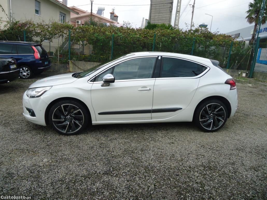 Citroën DS4 1.6 THP Sport Chic - 11 — photo 3