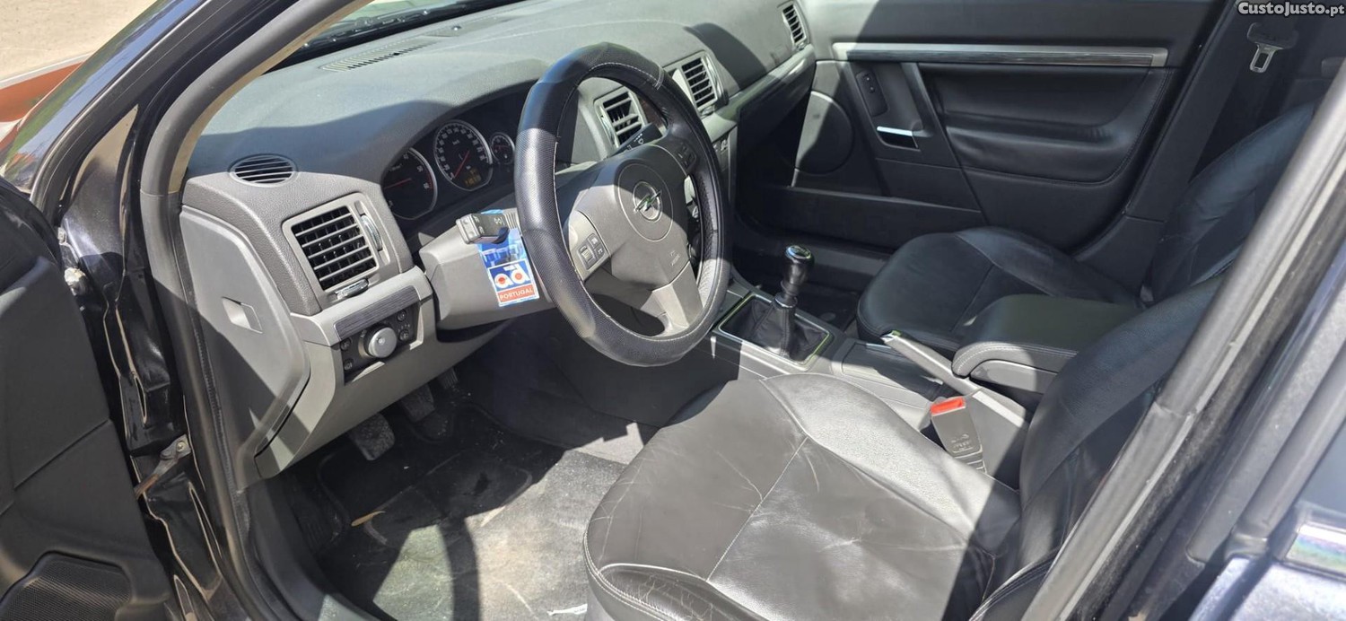 Opel Vectra 1.9 CDTi Executive - 08 — photo 5