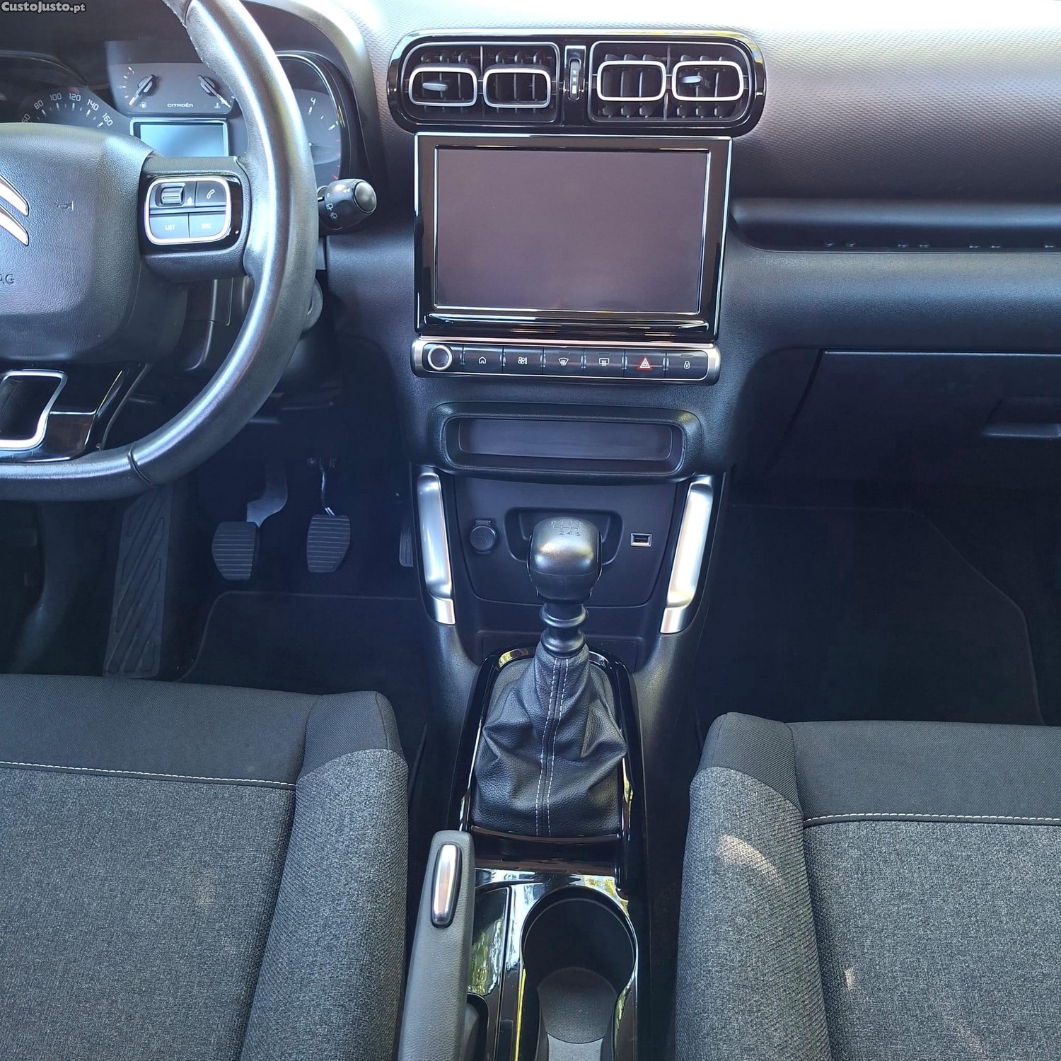 Citroën C3 1.2 PureTech C-Series — fotografia 11