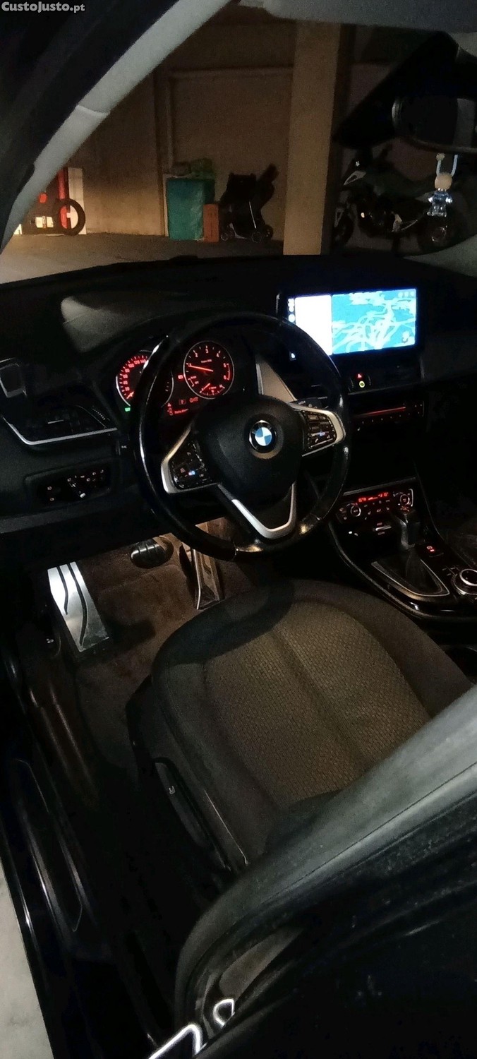 BMW 218 Gran Tourer advantage - 16 foto 5