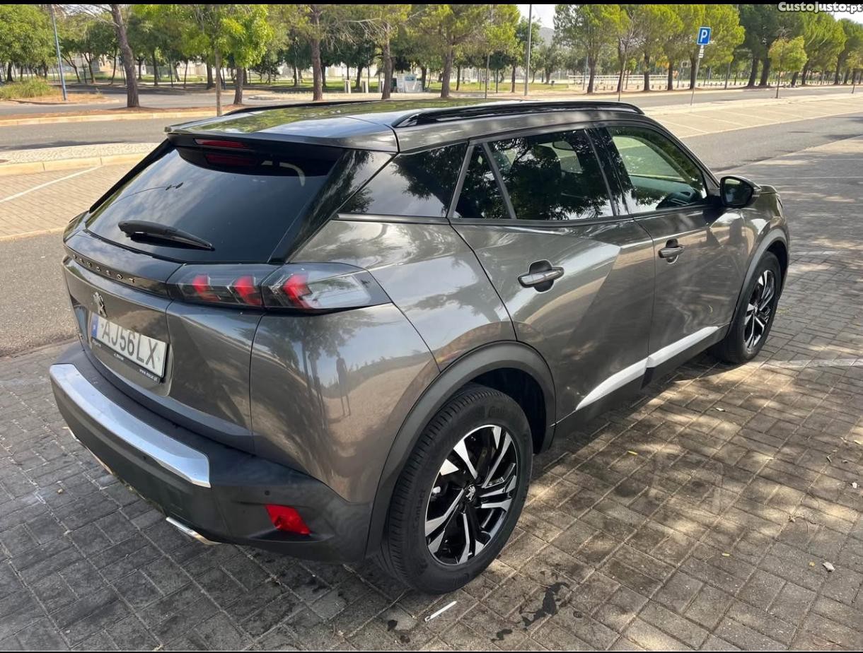   Peugeot 2008 Allure 130 CV - 21 foto 3