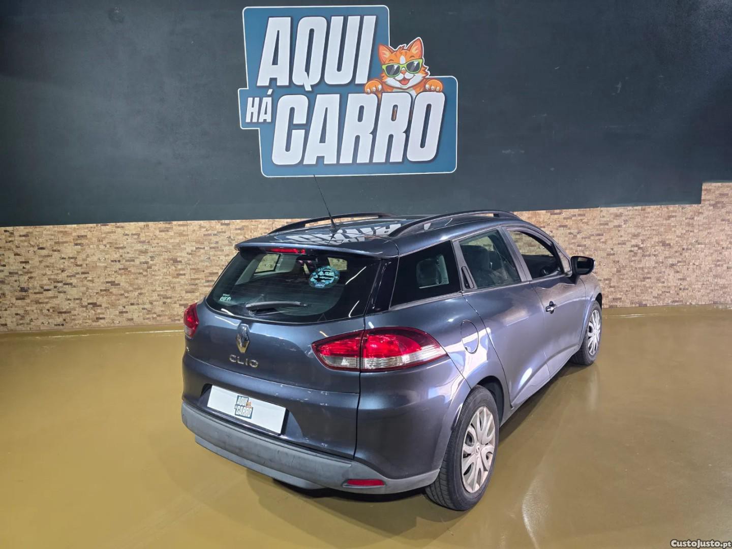 Renault Clio IV | Nacional | 104.000 km | 2019 — fotografia 7