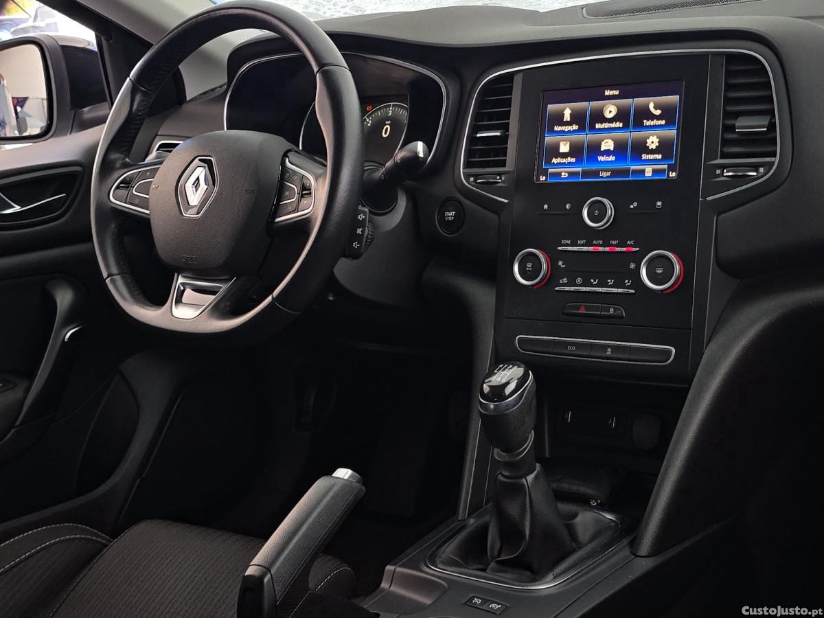 Renault Mégane Estate 1.5 dCi eco2 — fotografia 10