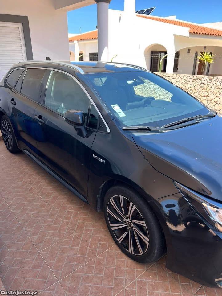 Toyota Corolla Touring - 22 foto 3
