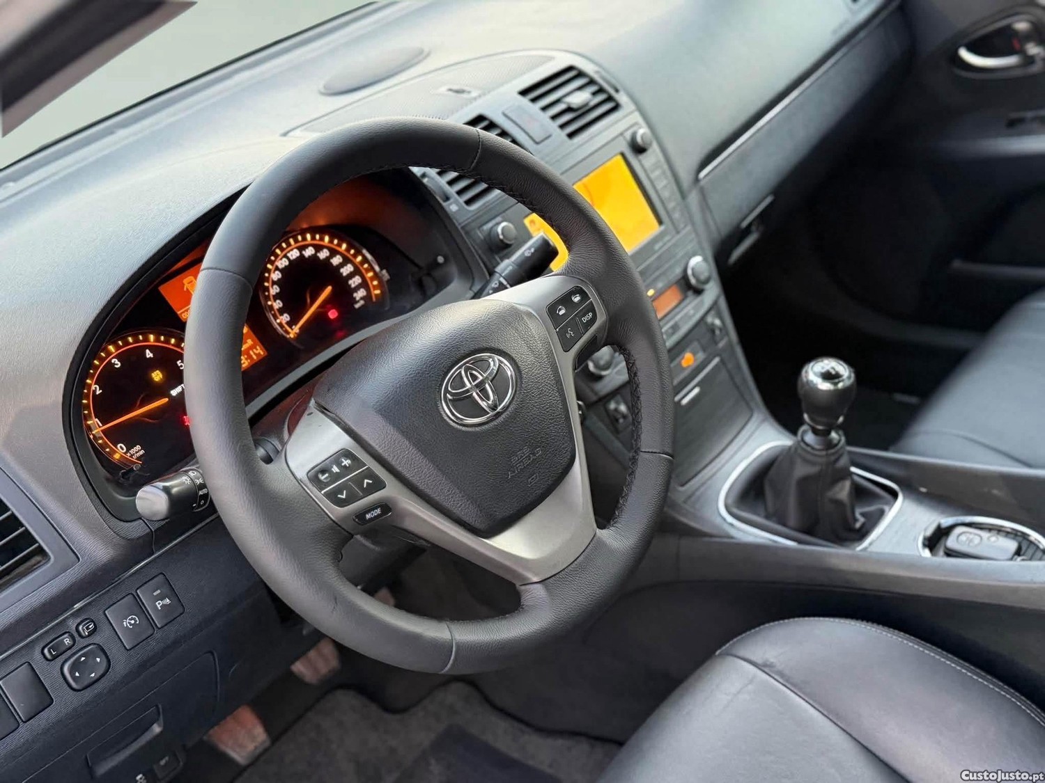 Toyota Avensis 2.2 D-4D Ex.+Pele+GPS — fotografia 7