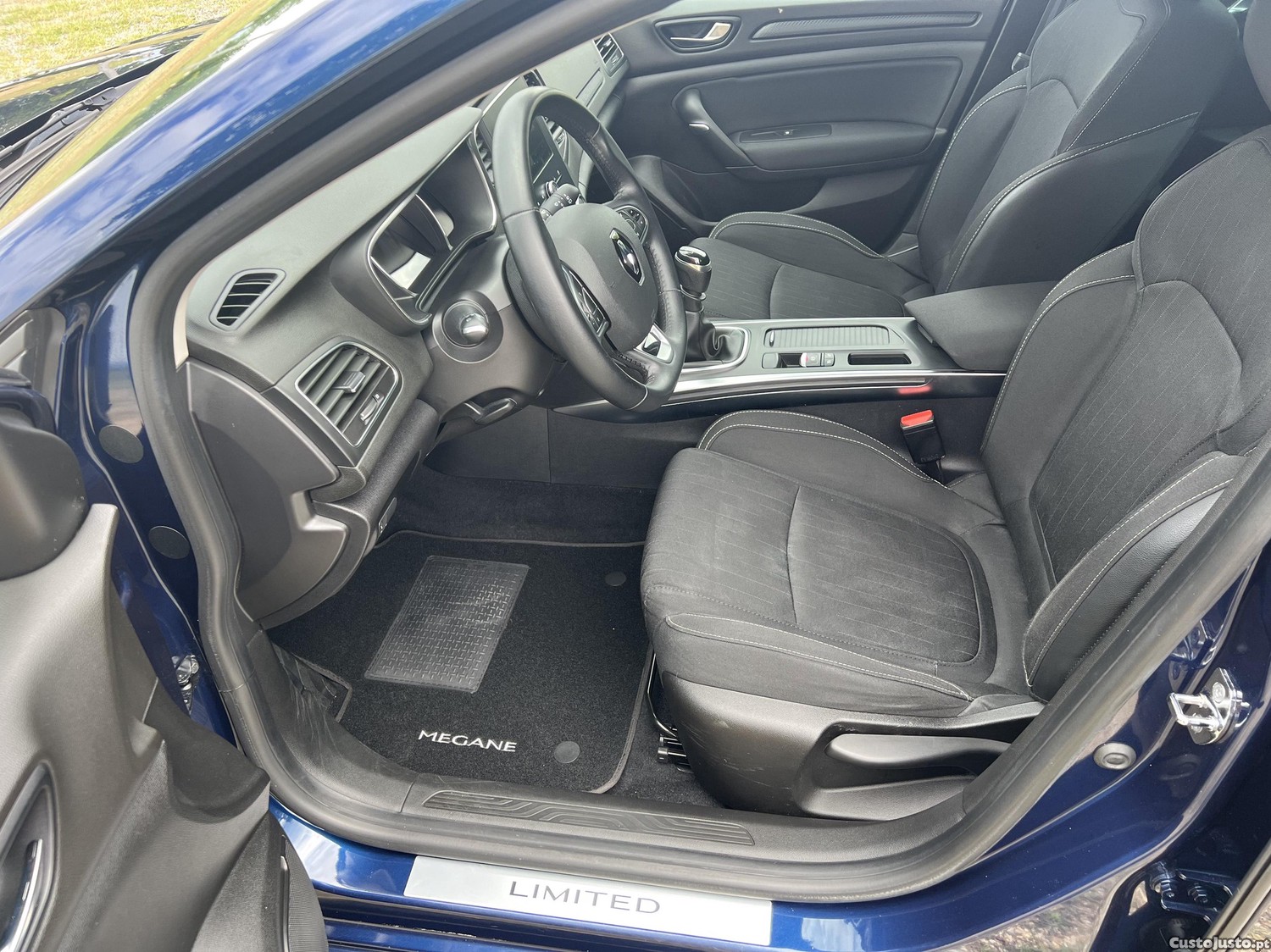 Renault Mégane 1.5 dci limited — fotografia 3