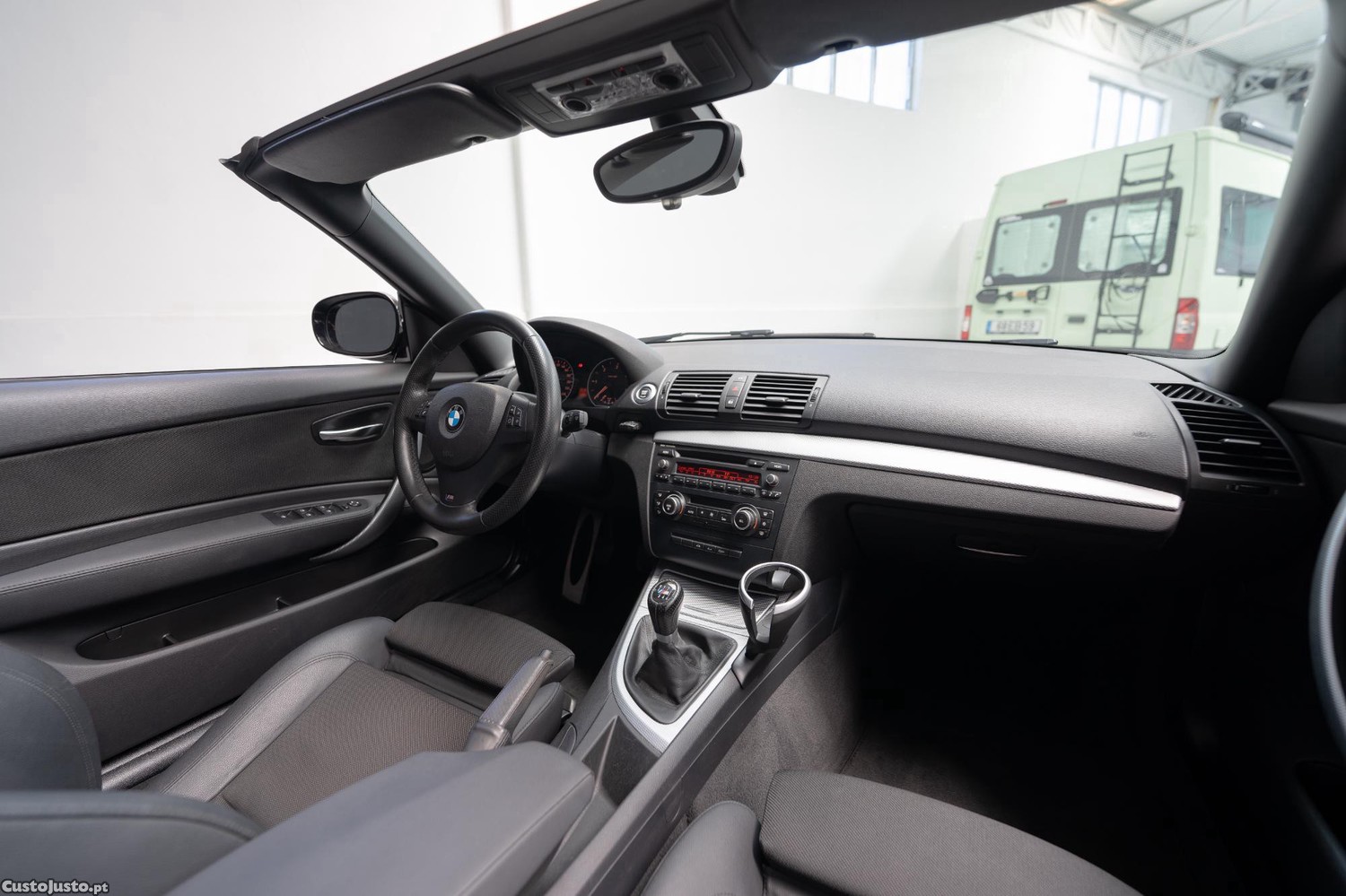 BMW 118 D Cabrio Pack M — fotografia 24