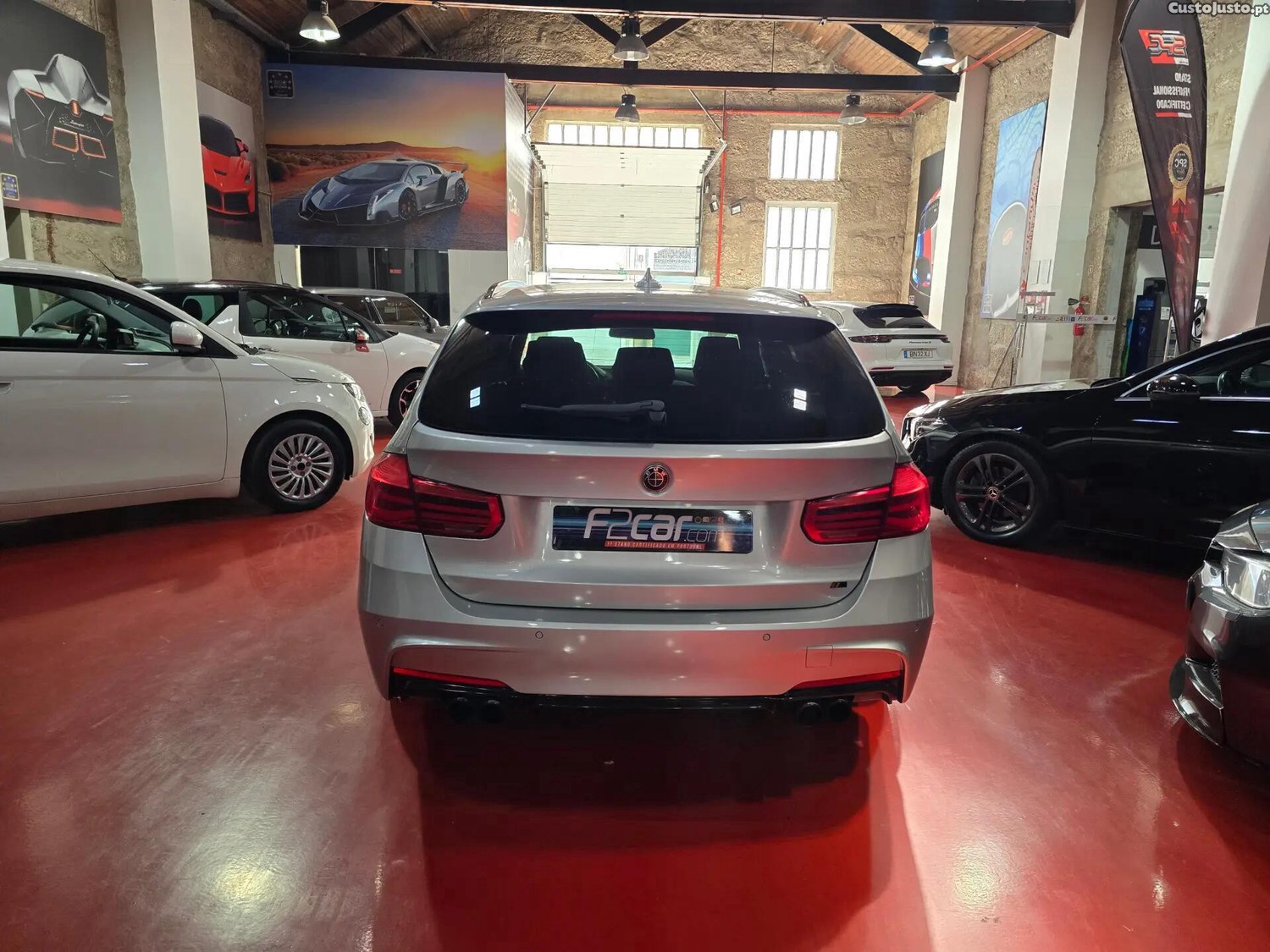 BMW 320 D auto PACK M PERFORMANCE — fotografia 19