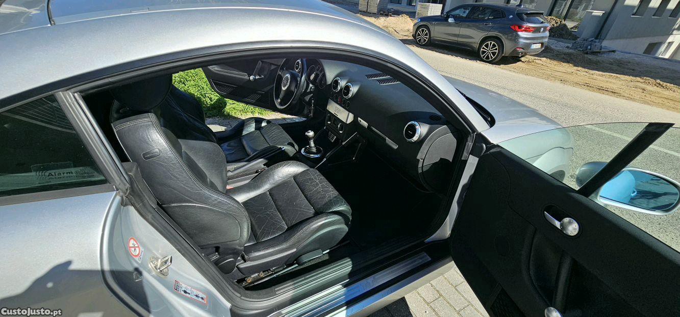 Audi TT 8n — photo 4