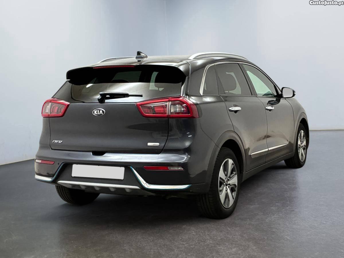 Kia  1.6 GDi Premium DCT6 - 19 — photo 2