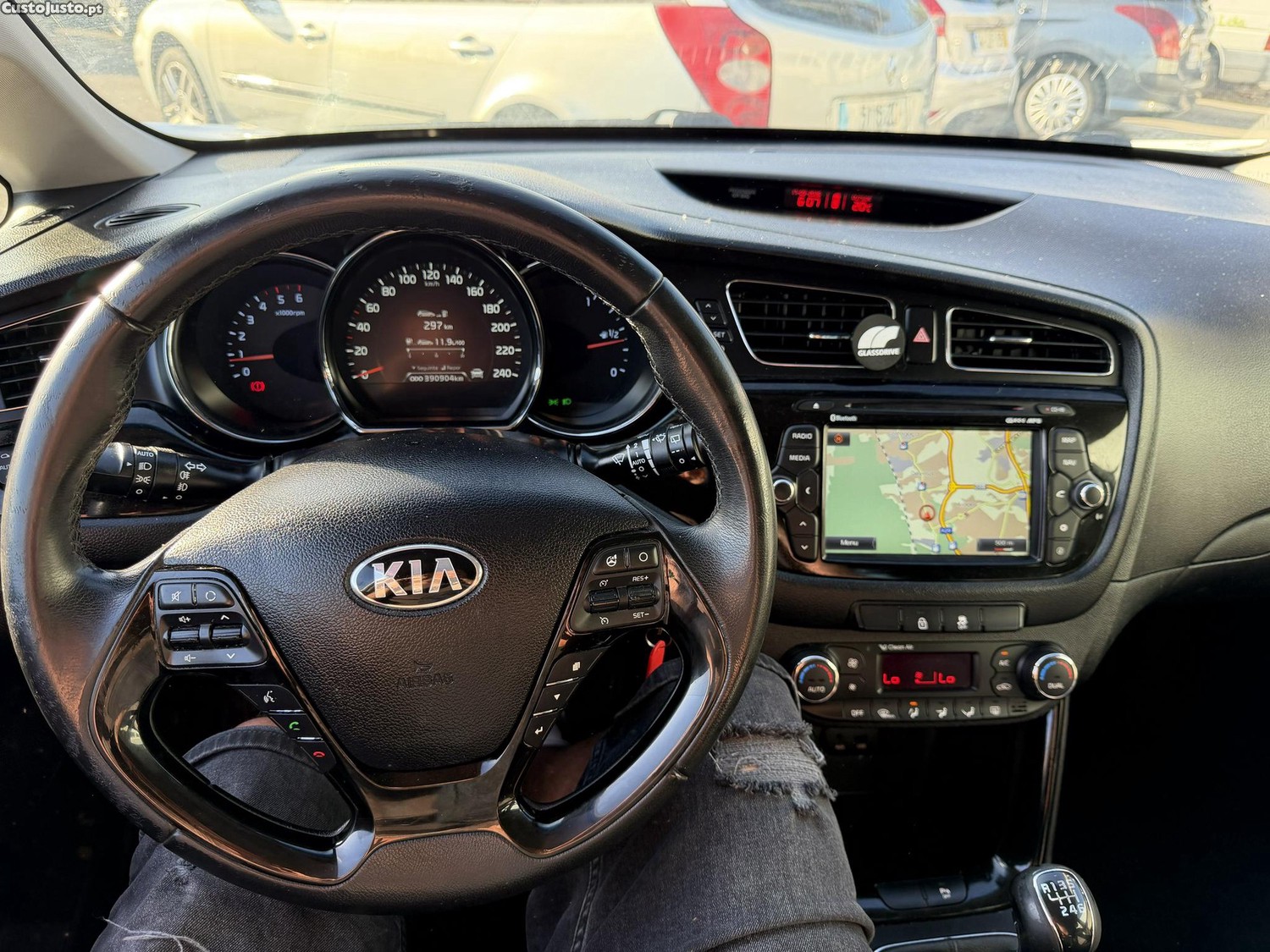 Kia Ceed 1.6CRDi 128CV — fotografia 10