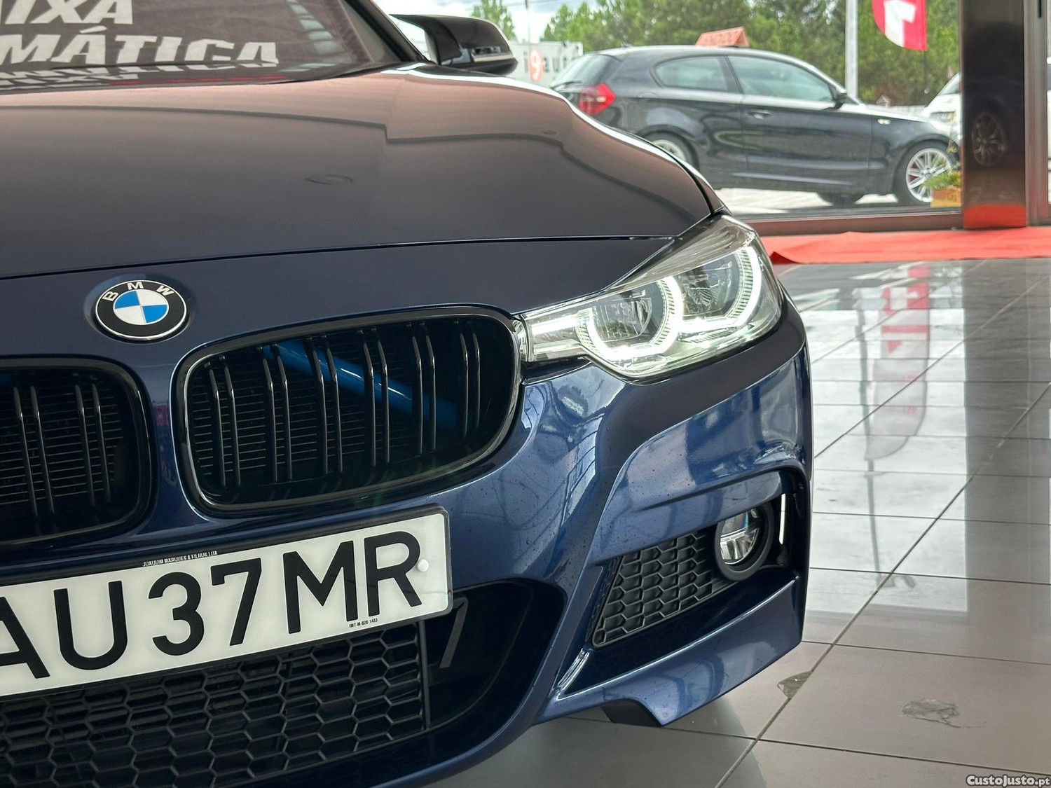 BMW 318 d Pack M Shadow Auto — fotografia 25